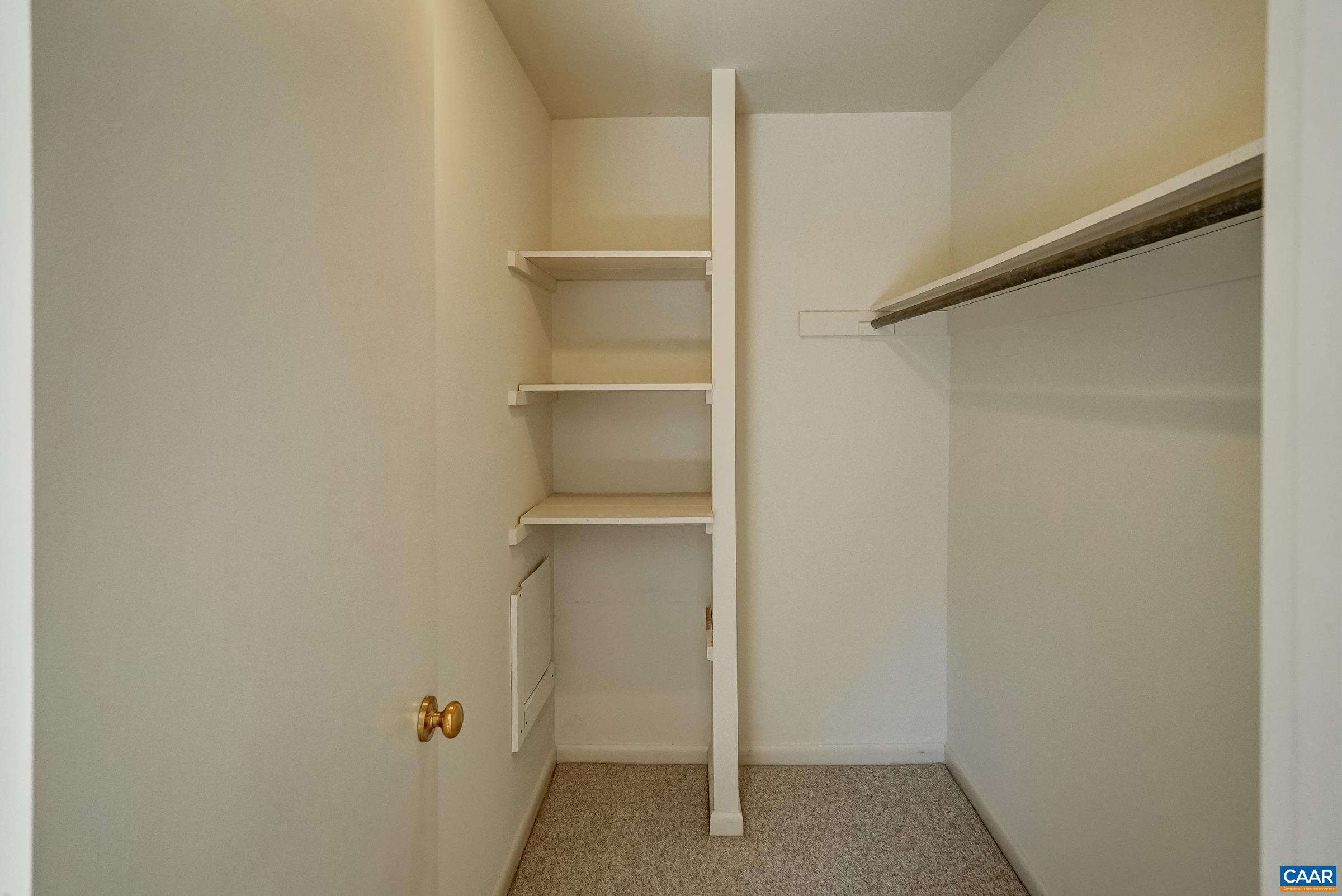 Walk in closet