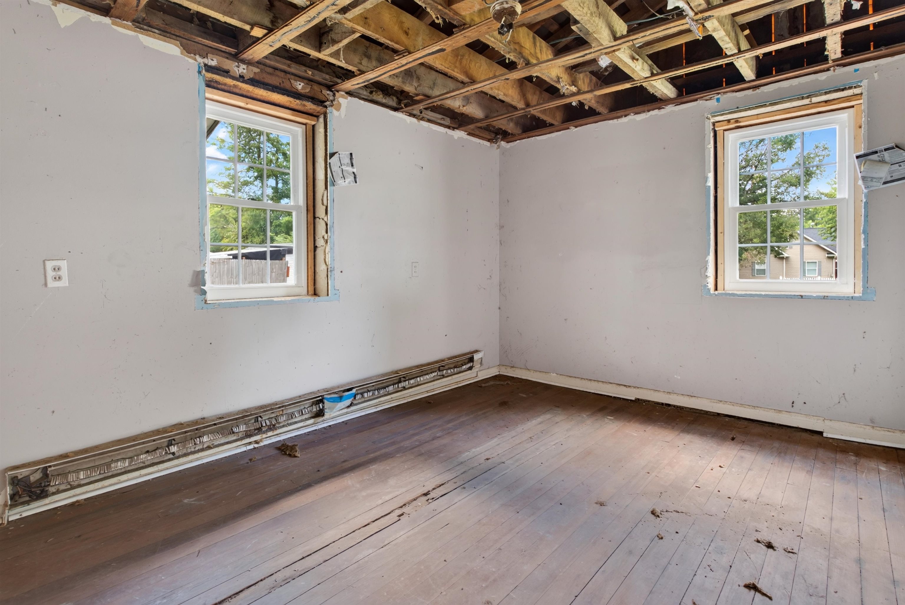 1433 HARDING AVE, WAYNESBORO, Virginia 22980, 3 Bedrooms Bedrooms, ,2 BathroomsBathrooms,Residential,1433 HARDING AVE,680888 MLS # 680888
