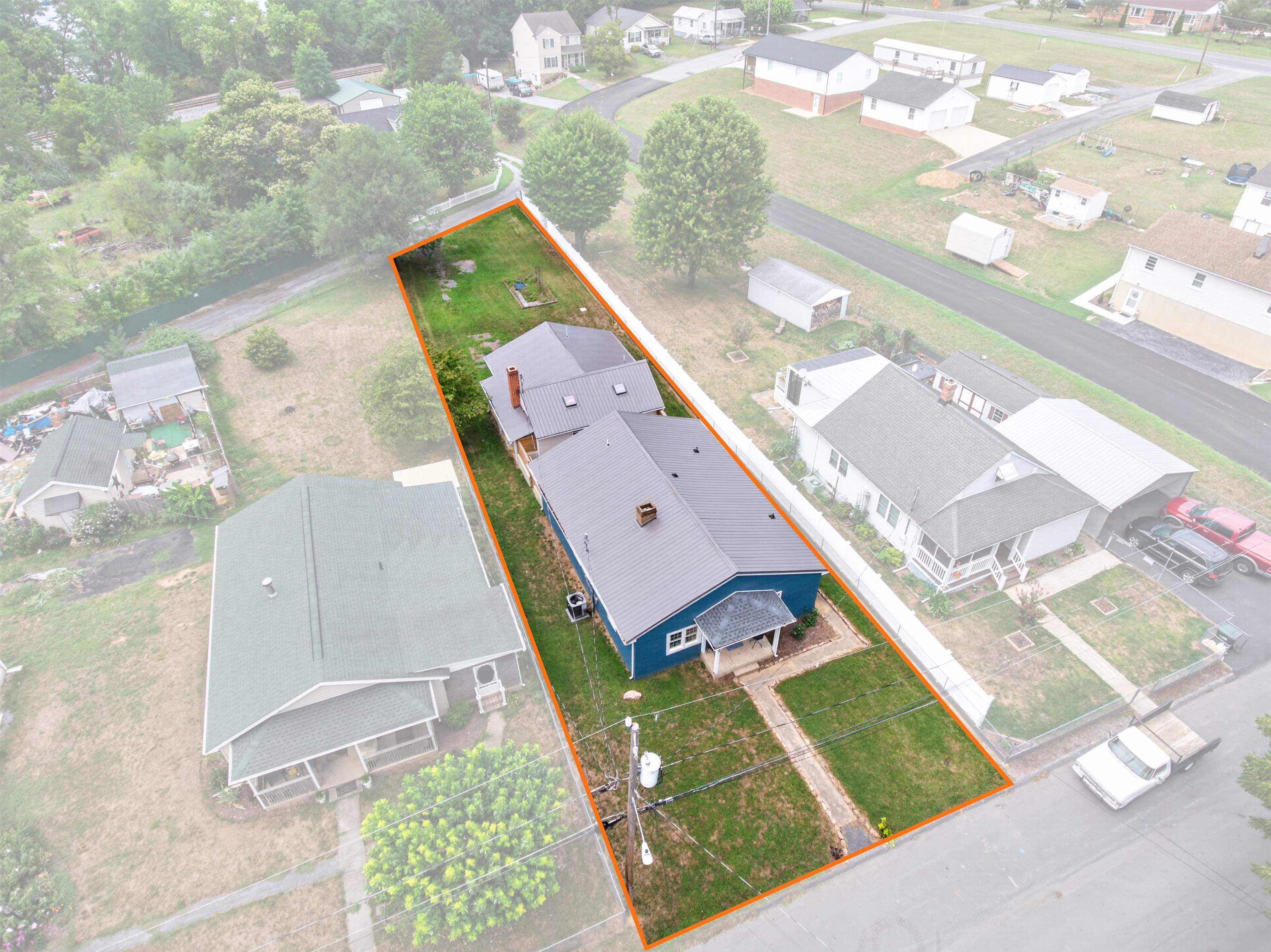 1433 HARDING AVE, WAYNESBORO, Virginia 22980, 3 Bedrooms Bedrooms, ,2 BathroomsBathrooms,Residential,1433 HARDING AVE,680888 MLS # 680888