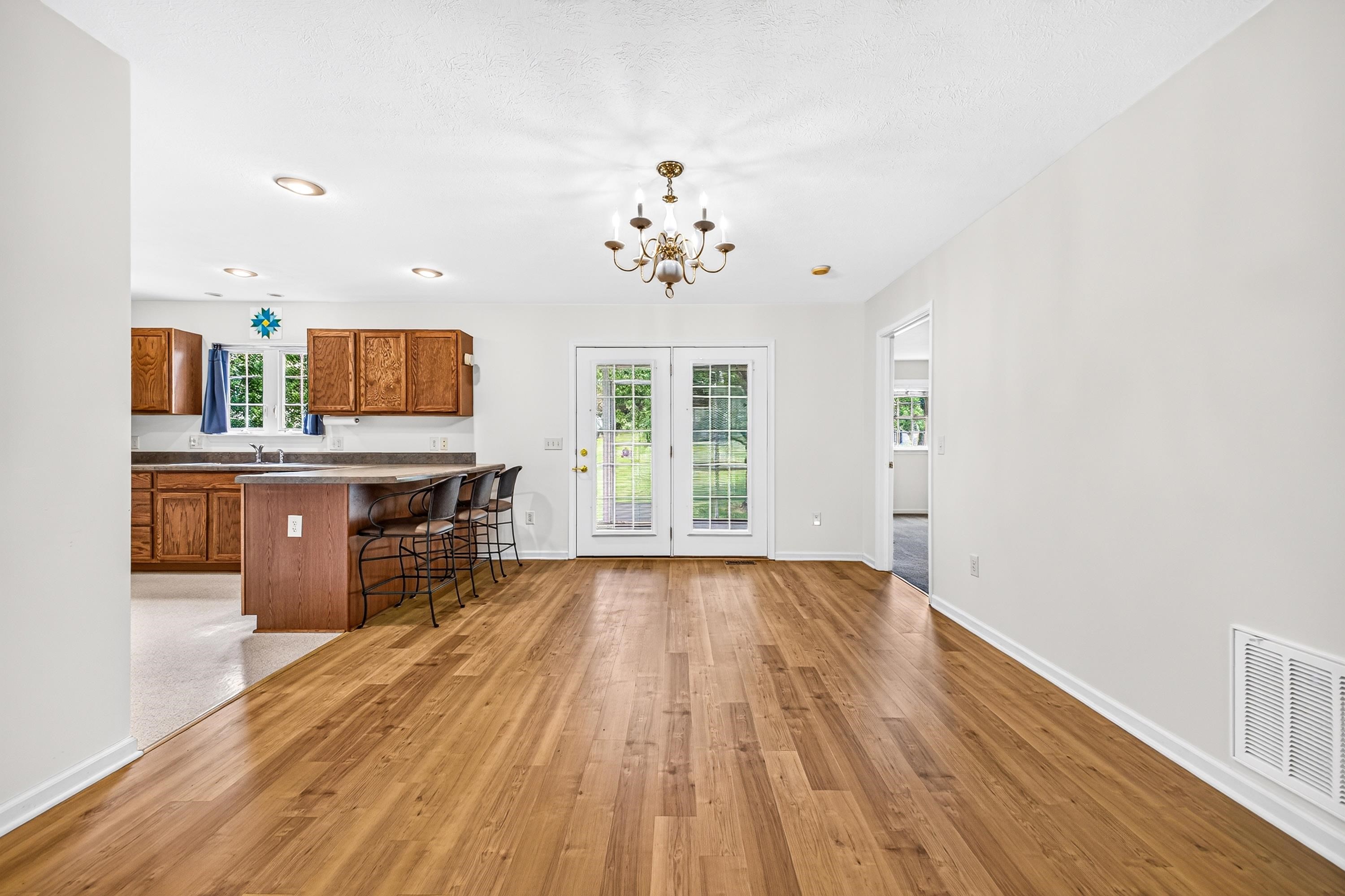 426 HICKORY GROVE CIR, HARRISONBURG, Virginia 22801, 3 Bedrooms Bedrooms, ,2 BathroomsBathrooms,Residential,426 HICKORY GROVE CIR,680896 MLS # 680896