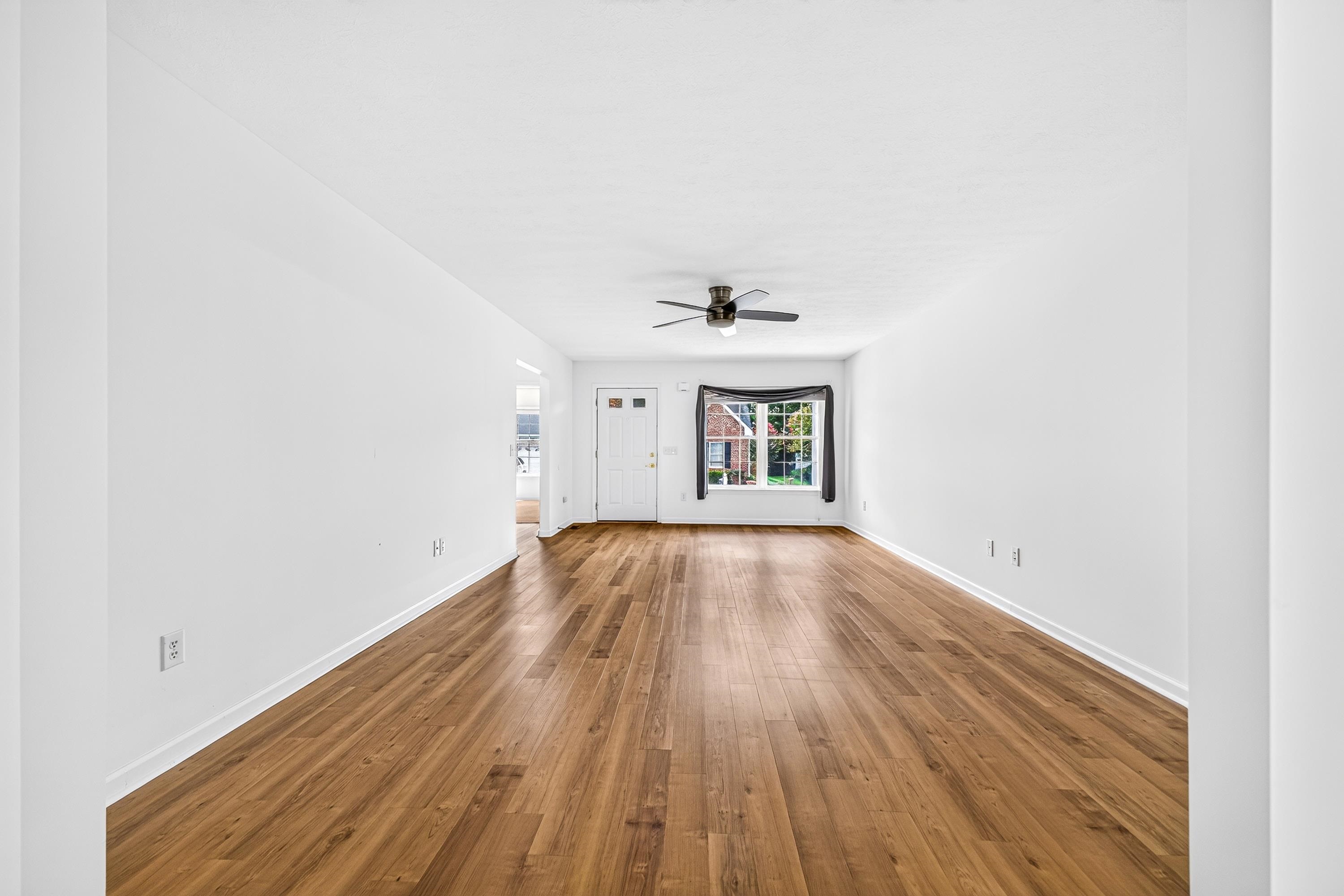 426 HICKORY GROVE CIR, HARRISONBURG, Virginia 22801, 3 Bedrooms Bedrooms, ,2 BathroomsBathrooms,Residential,426 HICKORY GROVE CIR,680896 MLS # 680896