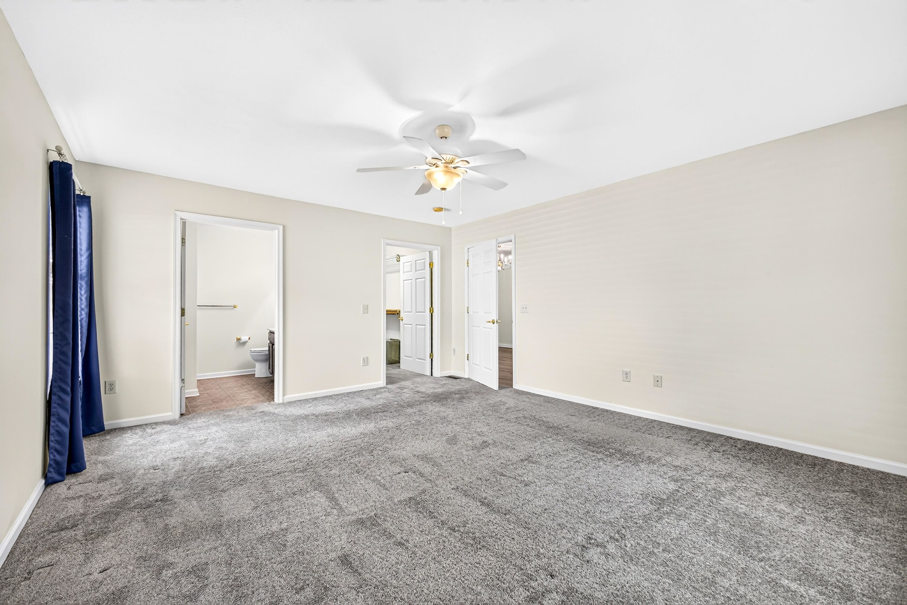 426 HICKORY GROVE CIR, HARRISONBURG, Virginia 22801, 3 Bedrooms Bedrooms, ,2 BathroomsBathrooms,Residential,426 HICKORY GROVE CIR,680896 MLS # 680896