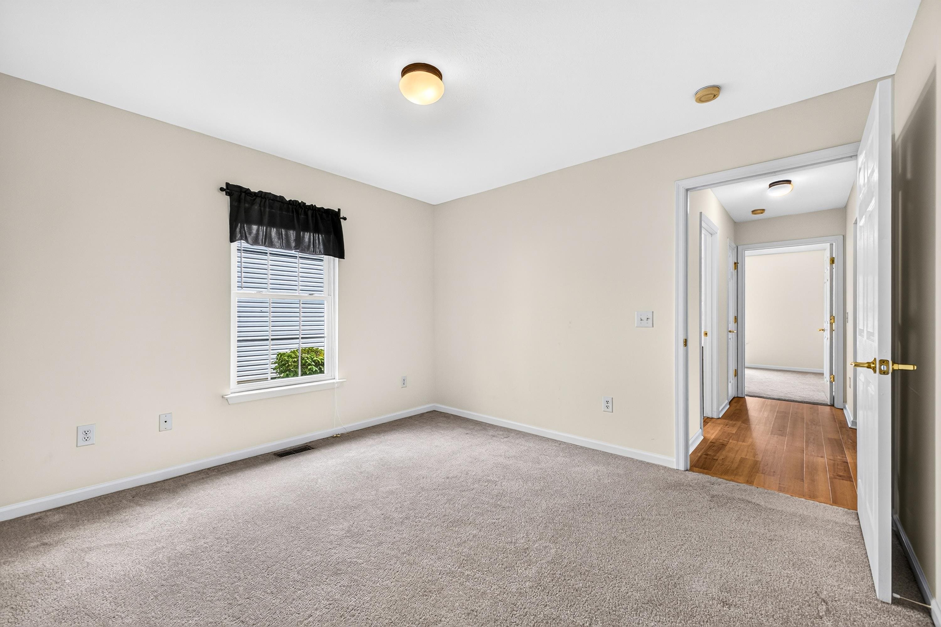 426 HICKORY GROVE CIR, HARRISONBURG, Virginia 22801, 3 Bedrooms Bedrooms, ,2 BathroomsBathrooms,Residential,426 HICKORY GROVE CIR,680896 MLS # 680896
