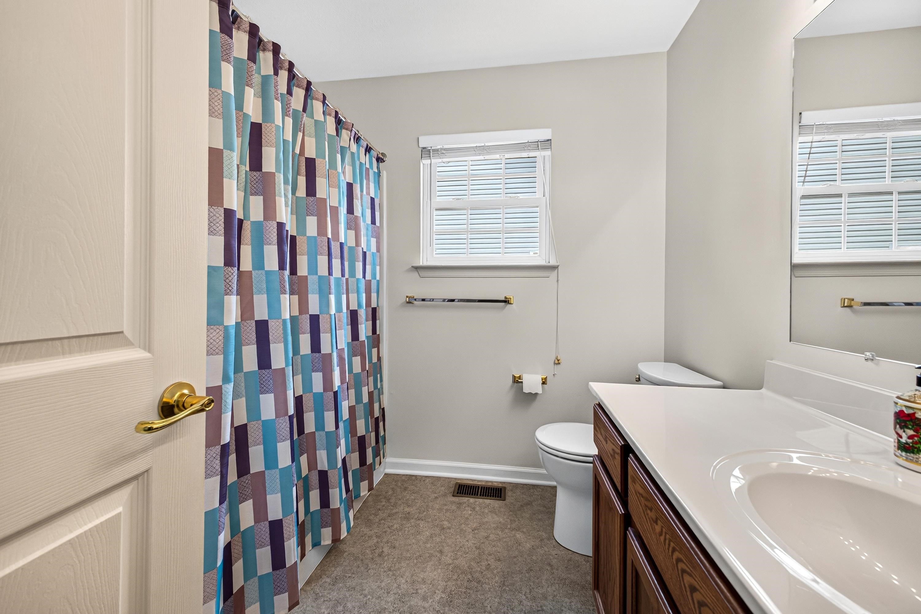 426 HICKORY GROVE CIR, HARRISONBURG, Virginia 22801, 3 Bedrooms Bedrooms, ,2 BathroomsBathrooms,Residential,426 HICKORY GROVE CIR,680896 MLS # 680896