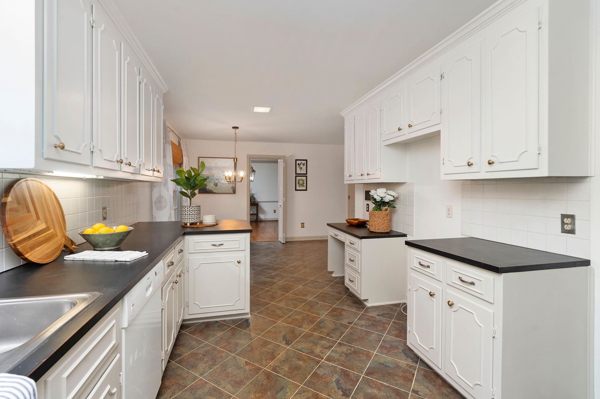 900 FAIRWAY DR, WAYNESBORO, Virginia 22980, 4 Bedrooms Bedrooms, ,4 BathroomsBathrooms,Residential,Dupont Executive '60's Nostalgia,900 FAIRWAY DR,680897 MLS # 680897