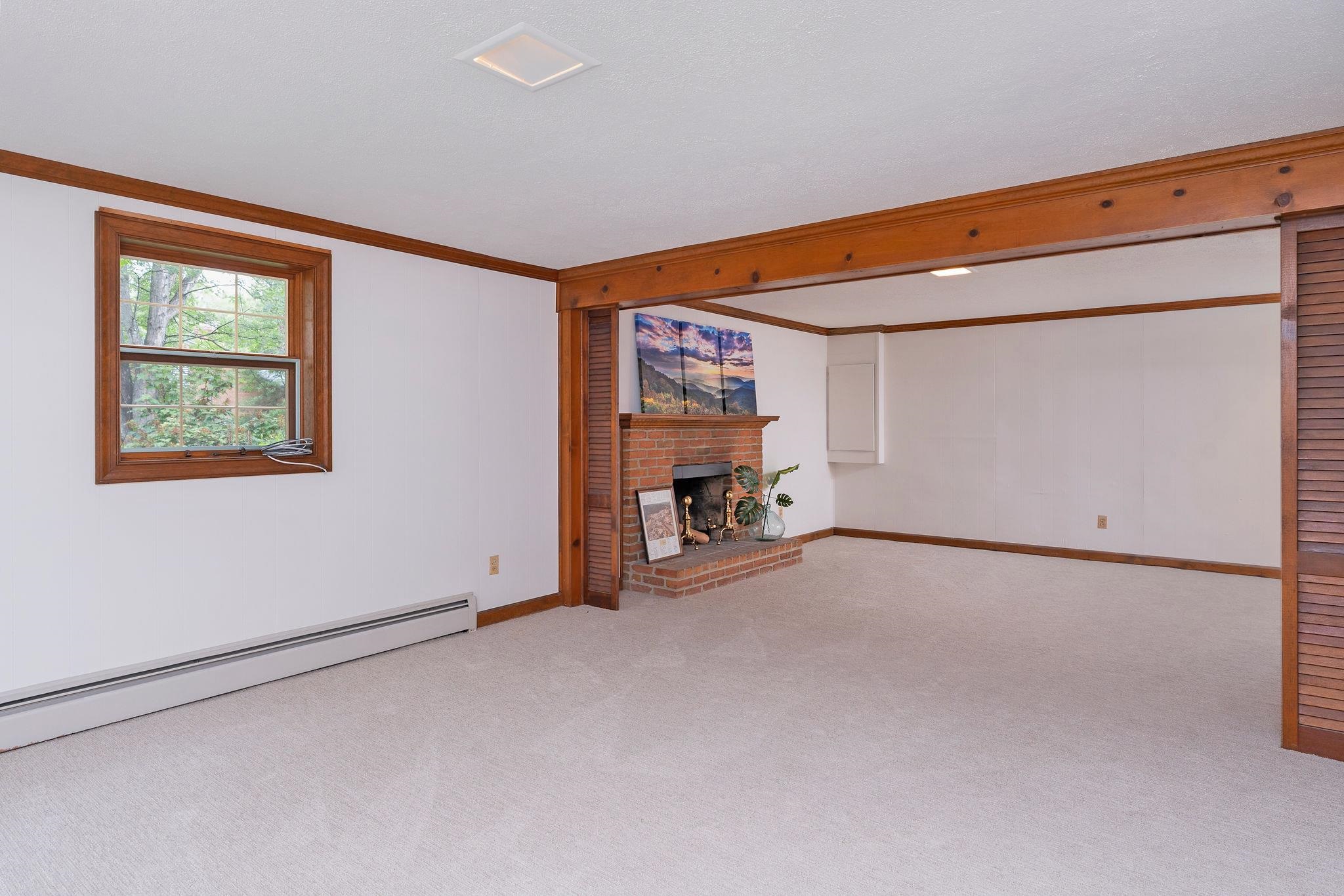 900 FAIRWAY DR, WAYNESBORO, Virginia 22980, 4 Bedrooms Bedrooms, ,4 BathroomsBathrooms,Residential,Dupont Executive '60's Nostalgia,900 FAIRWAY DR,680897 MLS # 680897