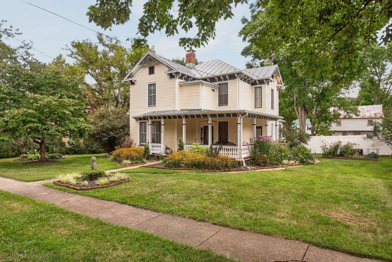 110 PARK AVE, GROTTOES, Virginia 24441, 5 Bedrooms Bedrooms, ,2 BathroomsBathrooms,Residential,110 PARK AVE,680900 MLS # 680900 110 PARK AVE, GROTTOES, Virginia 24441, 5 Bedrooms Bedrooms, ,2 BathroomsBathrooms,Residential,110 PARK AVE,680900 MLS # 680900