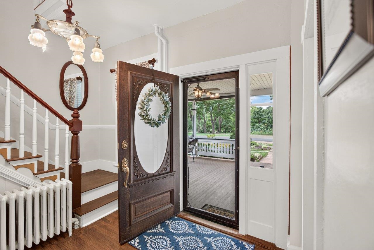 110 PARK AVE, GROTTOES, Virginia 24441, 5 Bedrooms Bedrooms, ,2 BathroomsBathrooms,Residential,110 PARK AVE,680900 MLS # 680900 110 PARK AVE, GROTTOES, Virginia 24441, 5 Bedrooms Bedrooms, ,2 BathroomsBathrooms,Residential,110 PARK AVE,680900 MLS # 680900