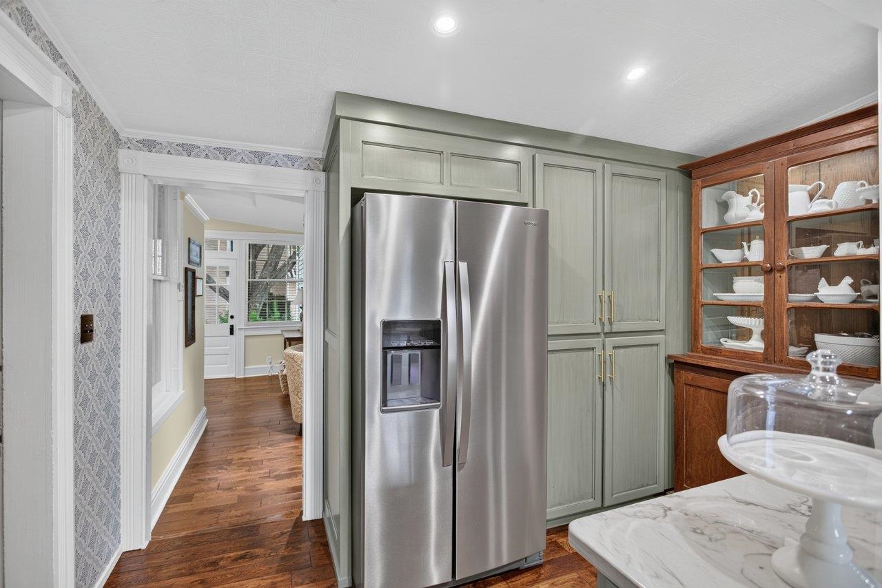 110 PARK AVE, GROTTOES, Virginia 24441, 5 Bedrooms Bedrooms, ,2 BathroomsBathrooms,Residential,110 PARK AVE,680900 MLS # 680900 110 PARK AVE, GROTTOES, Virginia 24441, 5 Bedrooms Bedrooms, ,2 BathroomsBathrooms,Residential,110 PARK AVE,680900 MLS # 680900
