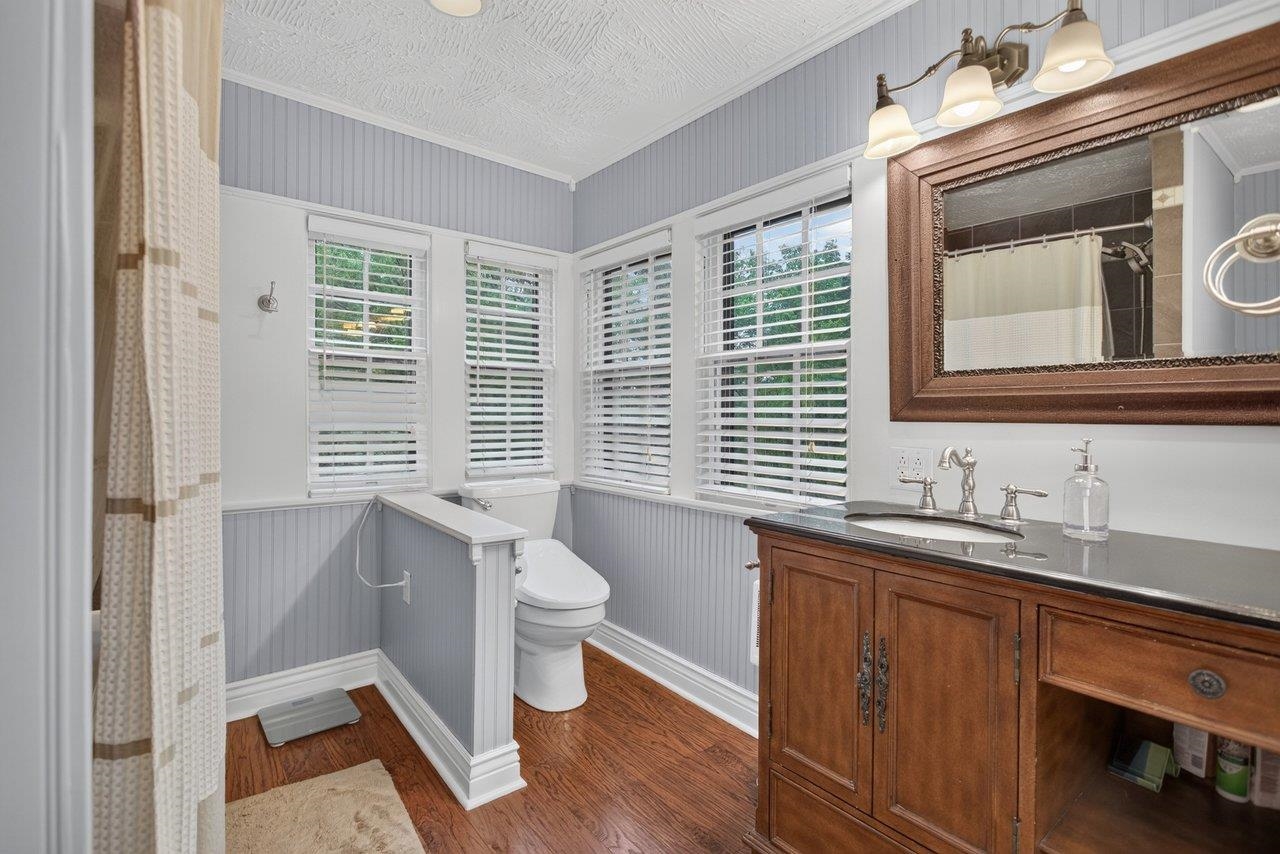 110 PARK AVE, GROTTOES, Virginia 24441, 5 Bedrooms Bedrooms, ,2 BathroomsBathrooms,Residential,110 PARK AVE,680900 MLS # 680900 110 PARK AVE, GROTTOES, Virginia 24441, 5 Bedrooms Bedrooms, ,2 BathroomsBathrooms,Residential,110 PARK AVE,680900 MLS # 680900