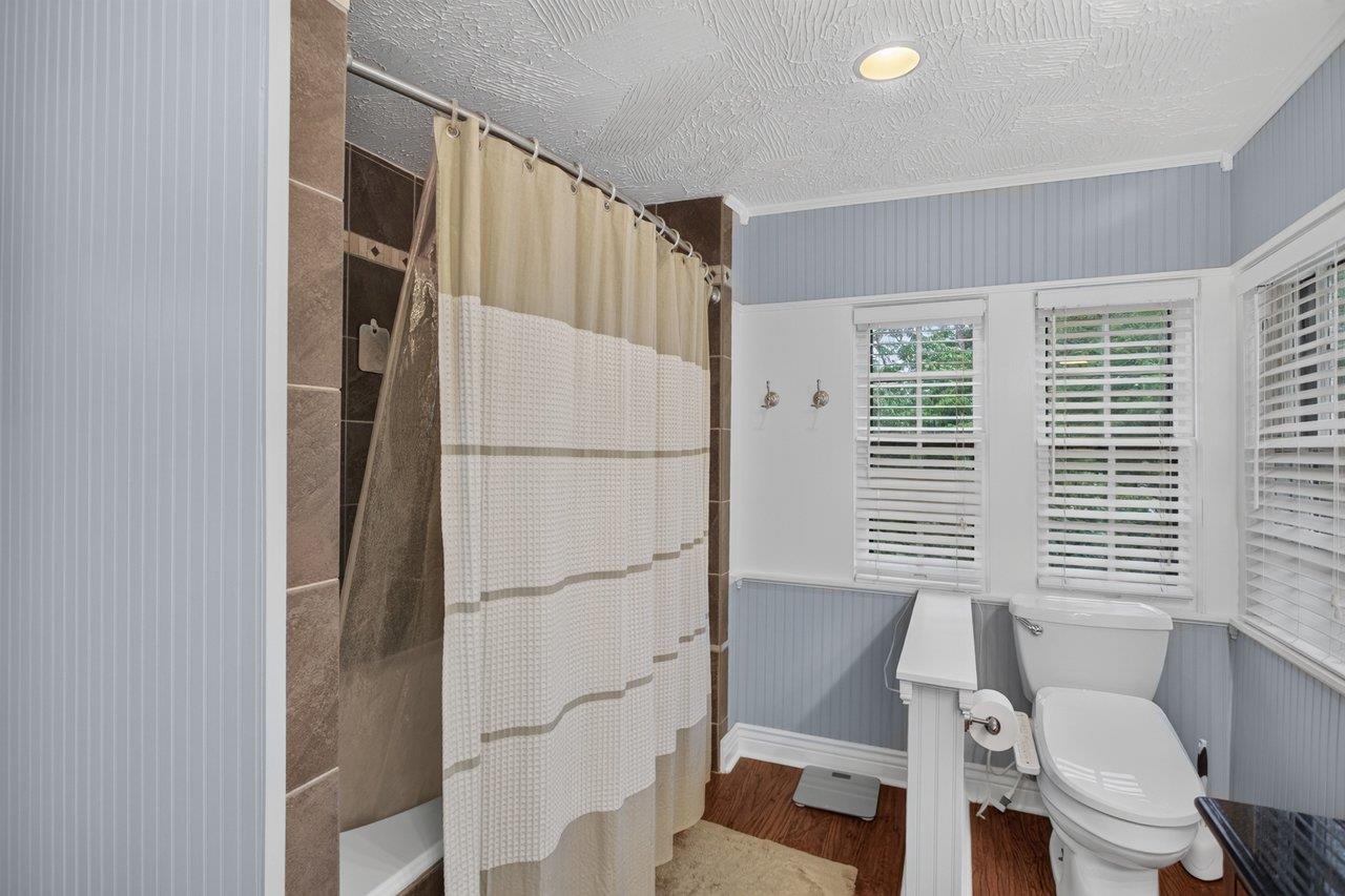 110 PARK AVE, GROTTOES, Virginia 24441, 5 Bedrooms Bedrooms, ,2 BathroomsBathrooms,Residential,110 PARK AVE,680900 MLS # 680900 110 PARK AVE, GROTTOES, Virginia 24441, 5 Bedrooms Bedrooms, ,2 BathroomsBathrooms,Residential,110 PARK AVE,680900 MLS # 680900