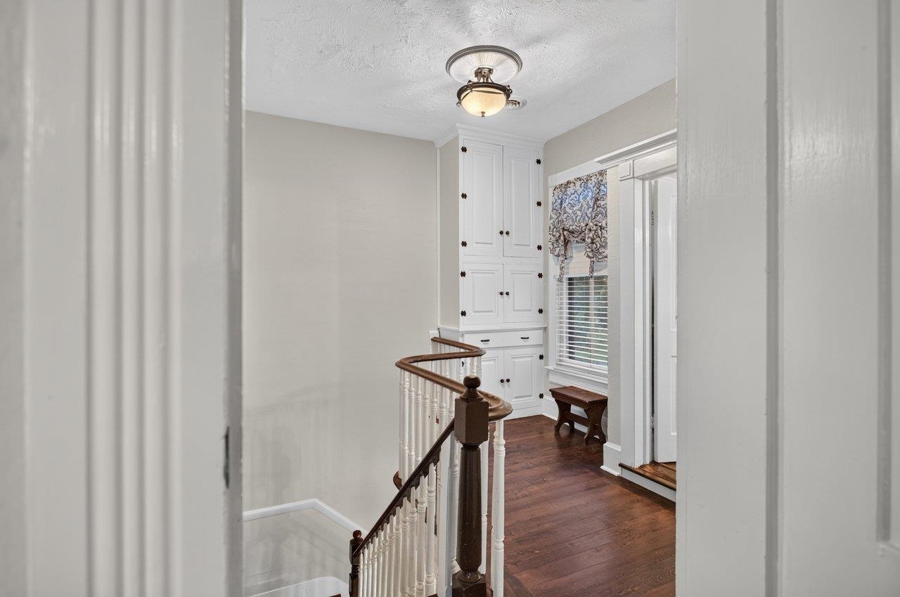 110 PARK AVE, GROTTOES, Virginia 24441, 5 Bedrooms Bedrooms, ,2 BathroomsBathrooms,Residential,110 PARK AVE,680900 MLS # 680900 110 PARK AVE, GROTTOES, Virginia 24441, 5 Bedrooms Bedrooms, ,2 BathroomsBathrooms,Residential,110 PARK AVE,680900 MLS # 680900