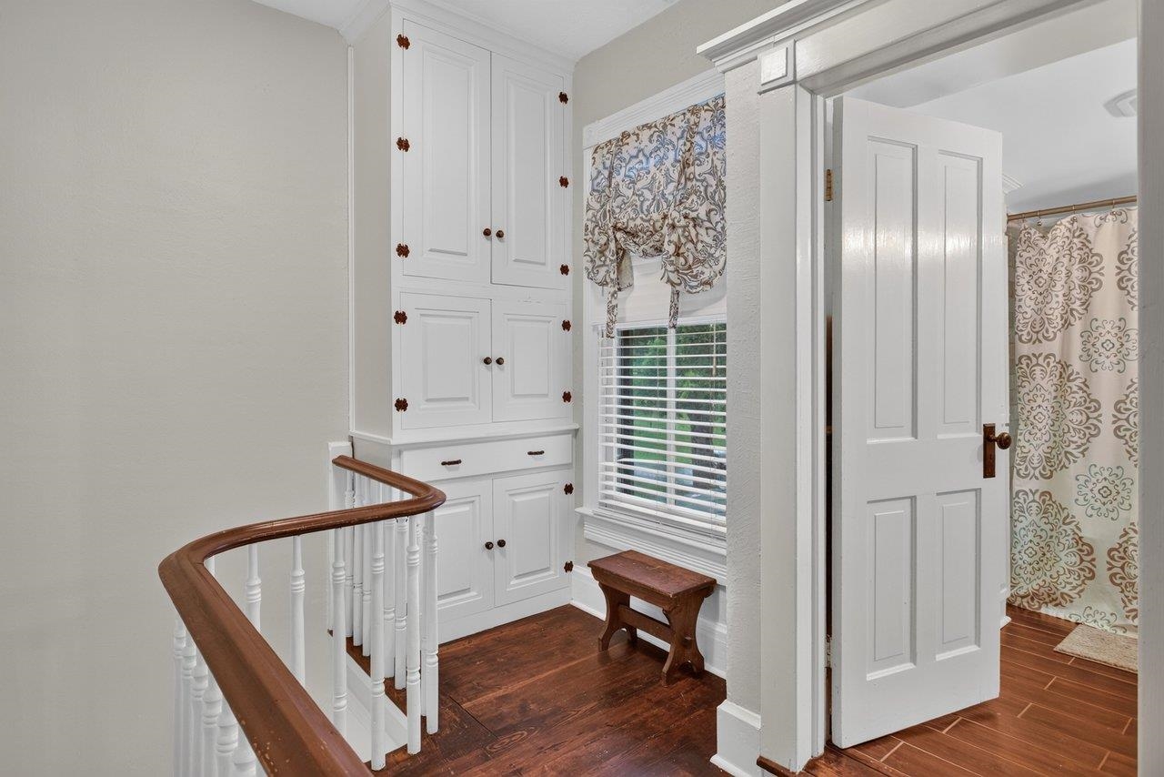 110 PARK AVE, GROTTOES, Virginia 24441, 5 Bedrooms Bedrooms, ,2 BathroomsBathrooms,Residential,110 PARK AVE,680900 MLS # 680900 110 PARK AVE, GROTTOES, Virginia 24441, 5 Bedrooms Bedrooms, ,2 BathroomsBathrooms,Residential,110 PARK AVE,680900 MLS # 680900