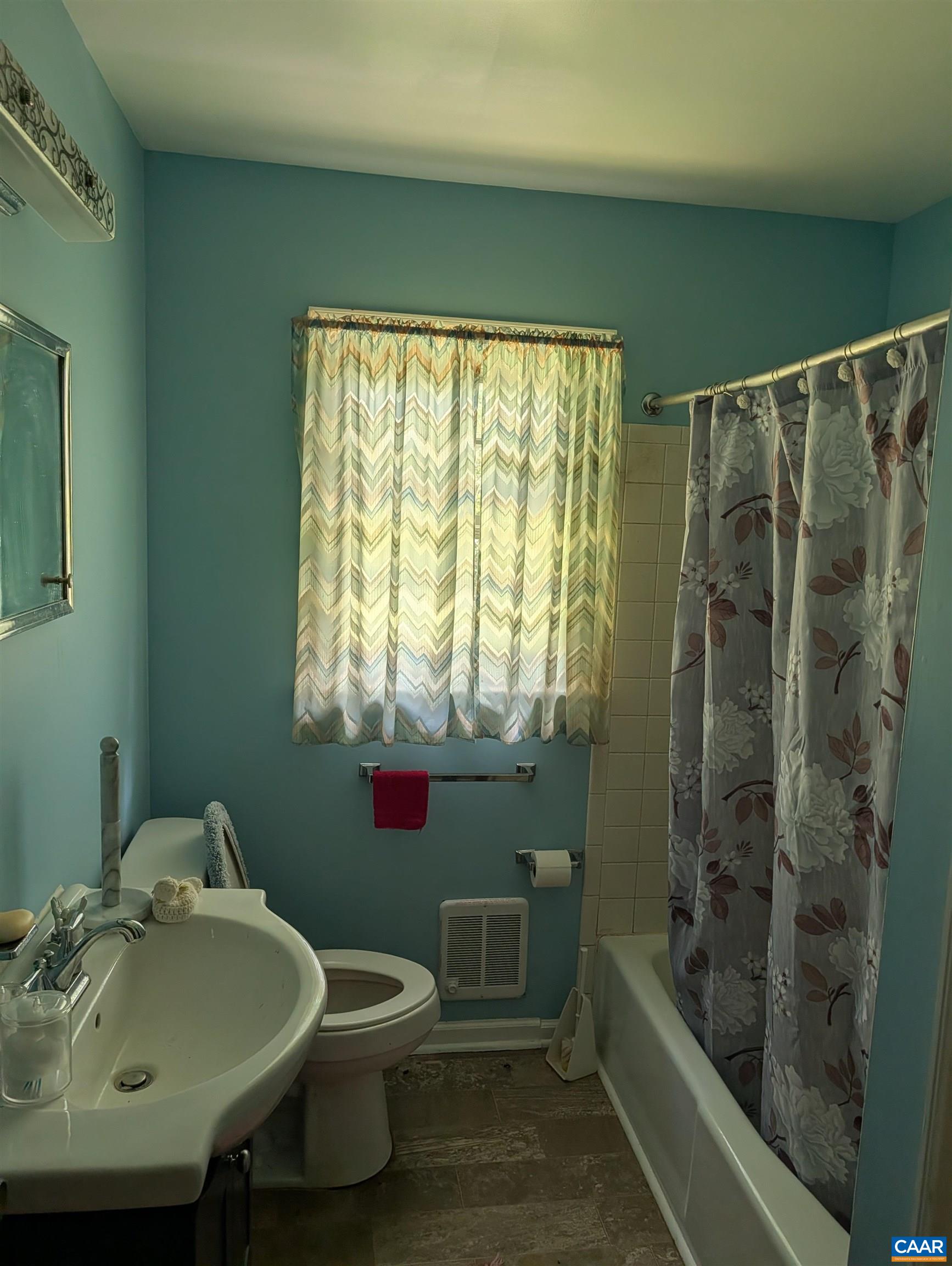 681 FRANKLIN LN, PALMYRA, Virginia 22963, 3 Bedrooms Bedrooms, ,1 BathroomBathrooms,Residential,681 FRANKLIN LN,680904 MLS # 680904 681 FRANKLIN LN, PALMYRA, Virginia 22963, 3 Bedrooms Bedrooms, ,1 BathroomBathrooms,Residential,681 FRANKLIN LN,680904 MLS # 680904
