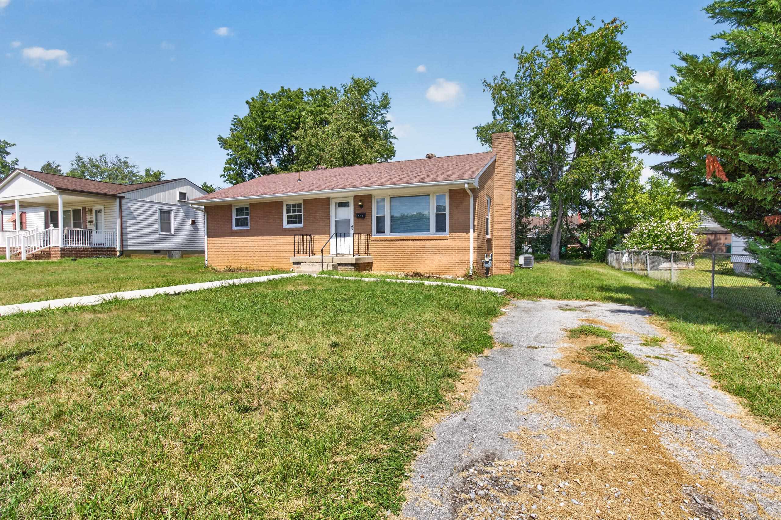 329 LOUDOUN AVE, WAYNESBORO, Virginia 22980, 3 Bedrooms Bedrooms, ,1 BathroomBathrooms,Residential,329 LOUDOUN AVE,680905 MLS # 680905 329 LOUDOUN AVE, WAYNESBORO, Virginia 22980, 3 Bedrooms Bedrooms, ,1 BathroomBathrooms,Residential,329 LOUDOUN AVE,680905 MLS # 680905