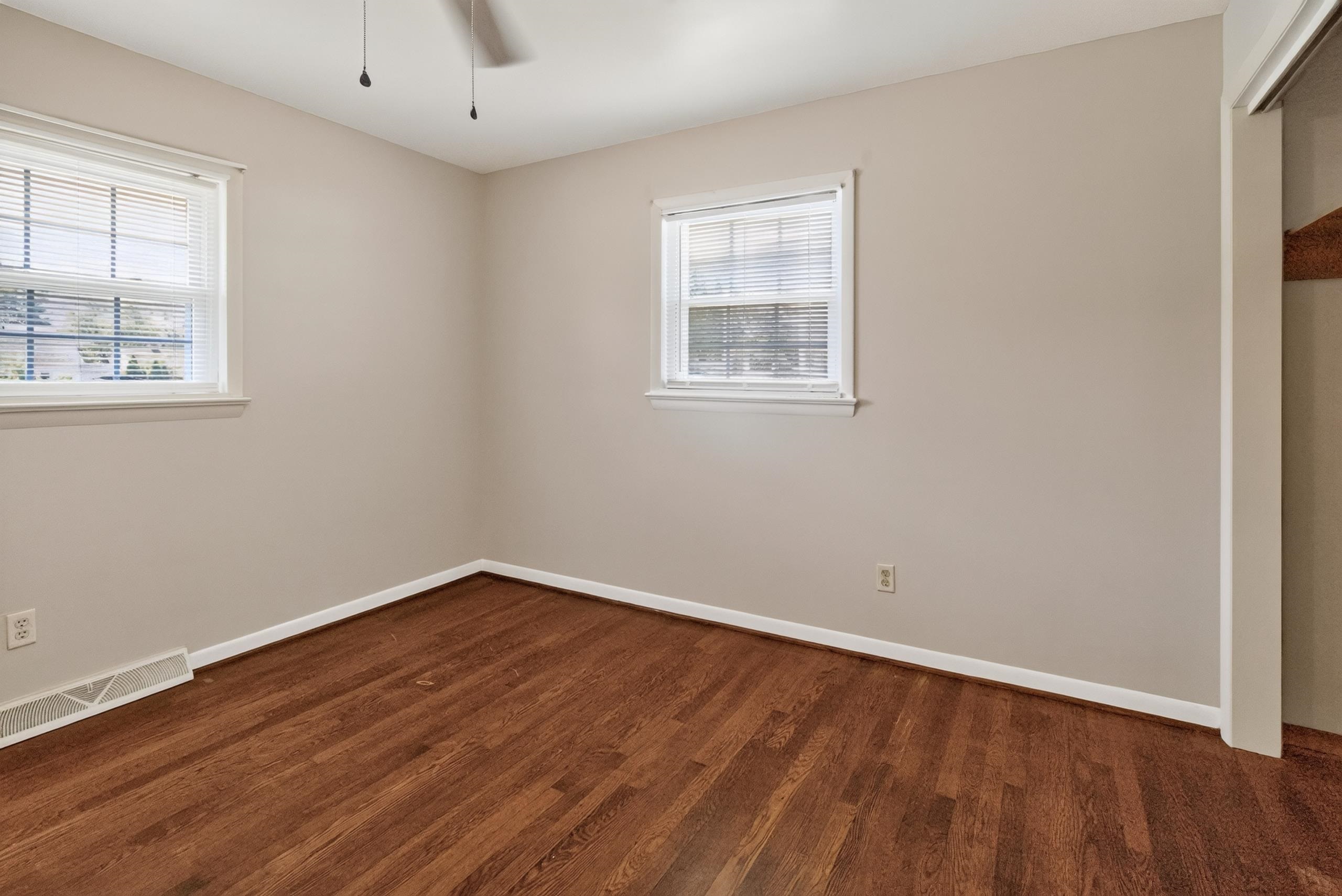 329 LOUDOUN AVE, WAYNESBORO, Virginia 22980, 3 Bedrooms Bedrooms, ,1 BathroomBathrooms,Residential,329 LOUDOUN AVE,680905 MLS # 680905 329 LOUDOUN AVE, WAYNESBORO, Virginia 22980, 3 Bedrooms Bedrooms, ,1 BathroomBathrooms,Residential,329 LOUDOUN AVE,680905 MLS # 680905