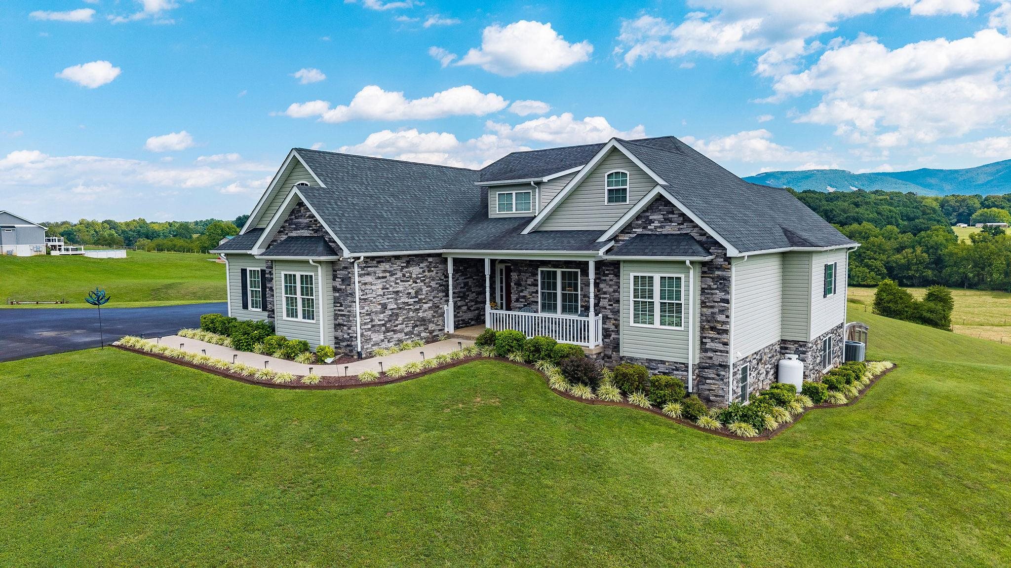 65 INDIAN RIDGE RD, GREENVILLE, Virginia 24440, 3 Bedrooms Bedrooms, ,2 BathroomsBathrooms,Residential,65 INDIAN RIDGE RD,680906 MLS # 680906 65 INDIAN RIDGE RD, GREENVILLE, Virginia 24440, 3 Bedrooms Bedrooms, ,2 BathroomsBathrooms,Residential,65 INDIAN RIDGE RD,680906 MLS # 680906
