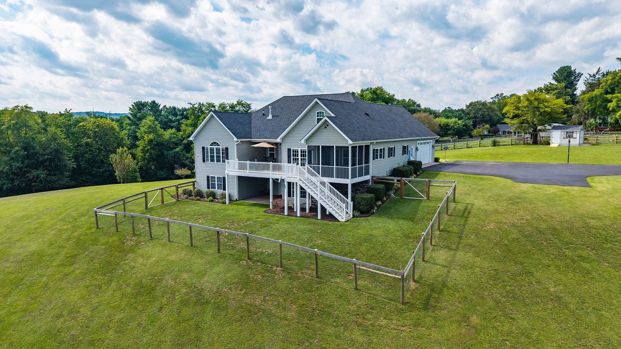 65 INDIAN RIDGE RD, GREENVILLE, Virginia 24440, 3 Bedrooms Bedrooms, ,2 BathroomsBathrooms,Residential,65 INDIAN RIDGE RD,680906 MLS # 680906 65 INDIAN RIDGE RD, GREENVILLE, Virginia 24440, 3 Bedrooms Bedrooms, ,2 BathroomsBathrooms,Residential,65 INDIAN RIDGE RD,680906 MLS # 680906