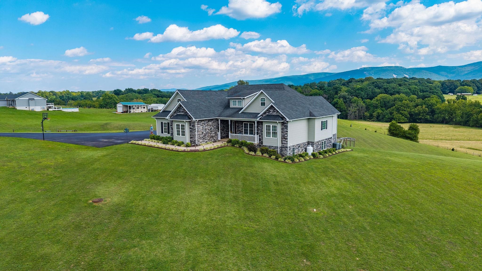 65 INDIAN RIDGE RD, GREENVILLE, Virginia 24440, 3 Bedrooms Bedrooms, ,2 BathroomsBathrooms,Residential,65 INDIAN RIDGE RD,680906 MLS # 680906 65 INDIAN RIDGE RD, GREENVILLE, Virginia 24440, 3 Bedrooms Bedrooms, ,2 BathroomsBathrooms,Residential,65 INDIAN RIDGE RD,680906 MLS # 680906
