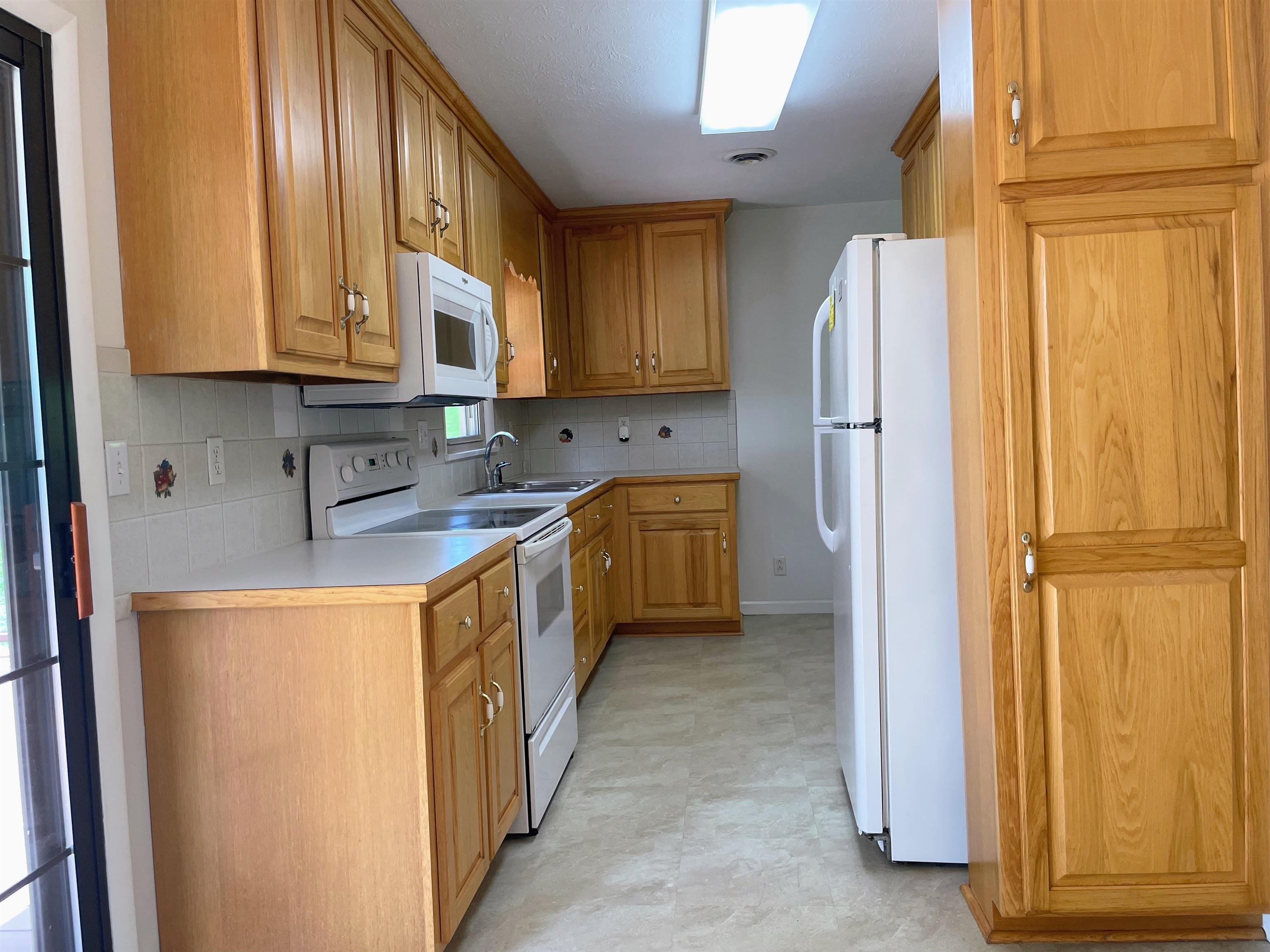1203 MONTGOMERY AVE, STAUNTON, Virginia 24401, 3 Bedrooms Bedrooms, ,1 BathroomBathrooms,Residential,1203 MONTGOMERY AVE,680907 MLS # 680907 1203 MONTGOMERY AVE, STAUNTON, Virginia 24401, 3 Bedrooms Bedrooms, ,1 BathroomBathrooms,Residential,1203 MONTGOMERY AVE,680907 MLS # 680907