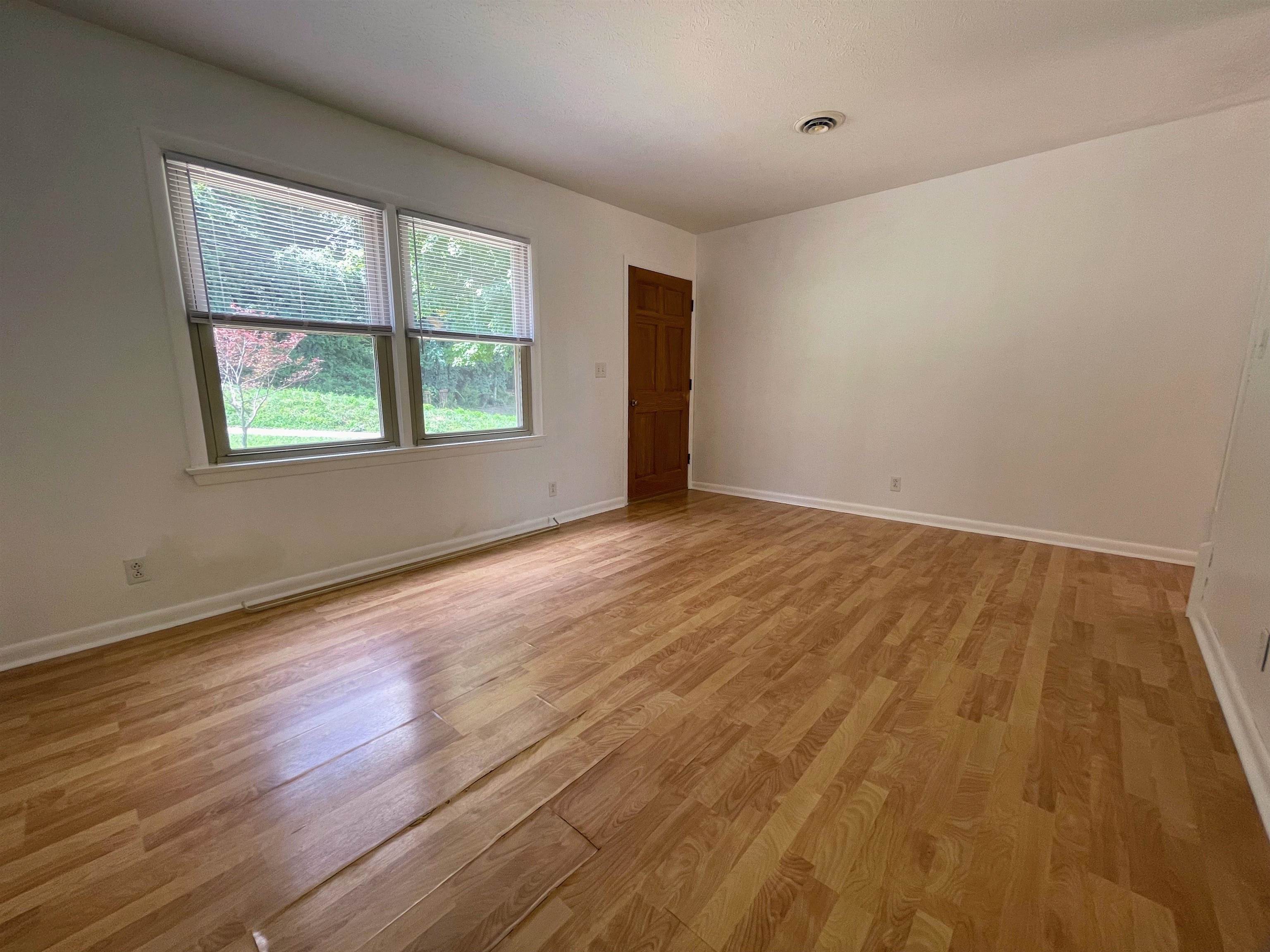 1203 MONTGOMERY AVE, STAUNTON, Virginia 24401, 3 Bedrooms Bedrooms, ,1 BathroomBathrooms,Residential,1203 MONTGOMERY AVE,680907 MLS # 680907 1203 MONTGOMERY AVE, STAUNTON, Virginia 24401, 3 Bedrooms Bedrooms, ,1 BathroomBathrooms,Residential,1203 MONTGOMERY AVE,680907 MLS # 680907