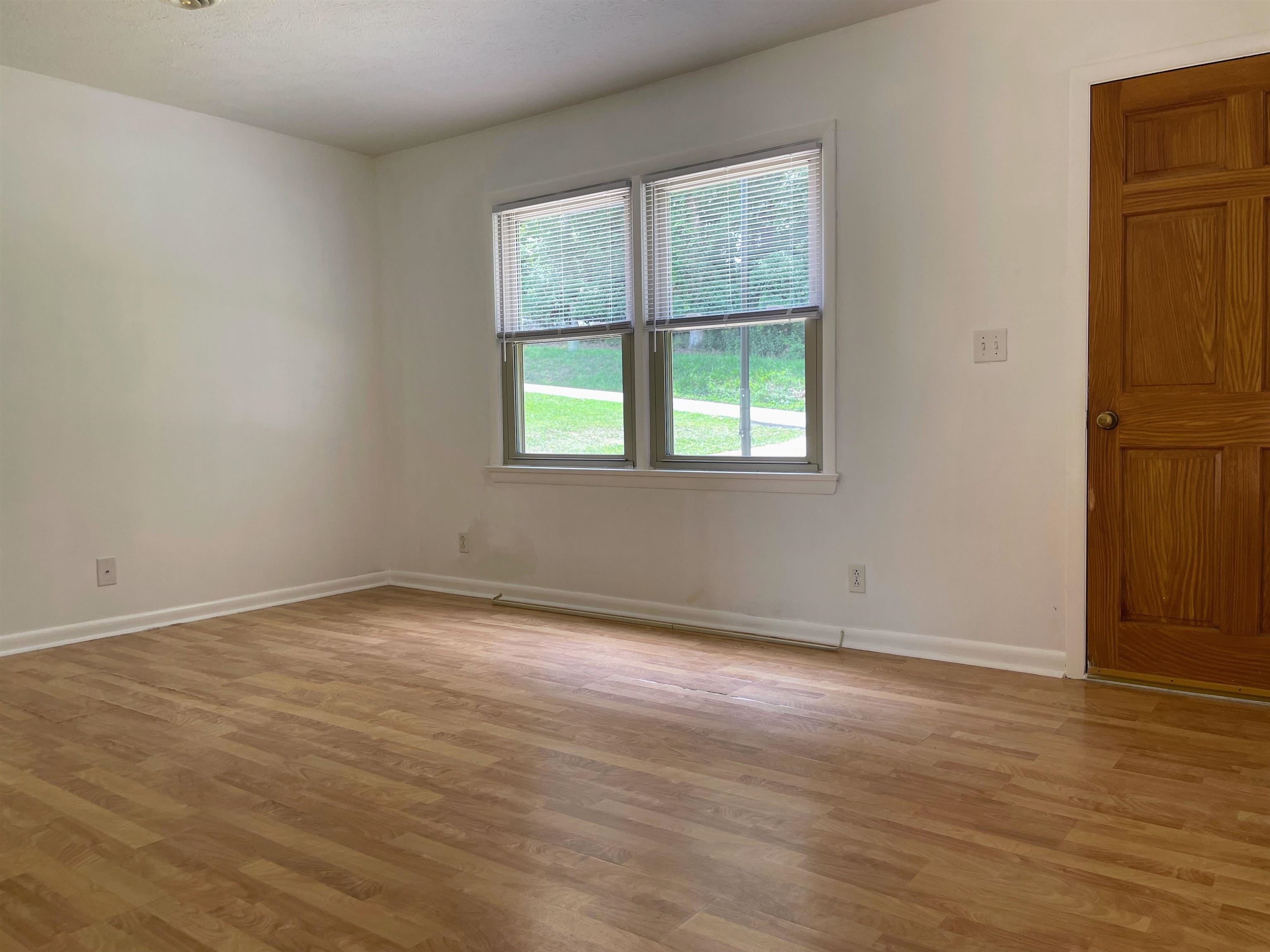 1203 MONTGOMERY AVE, STAUNTON, Virginia 24401, 3 Bedrooms Bedrooms, ,1 BathroomBathrooms,Residential,1203 MONTGOMERY AVE,680907 MLS # 680907 1203 MONTGOMERY AVE, STAUNTON, Virginia 24401, 3 Bedrooms Bedrooms, ,1 BathroomBathrooms,Residential,1203 MONTGOMERY AVE,680907 MLS # 680907