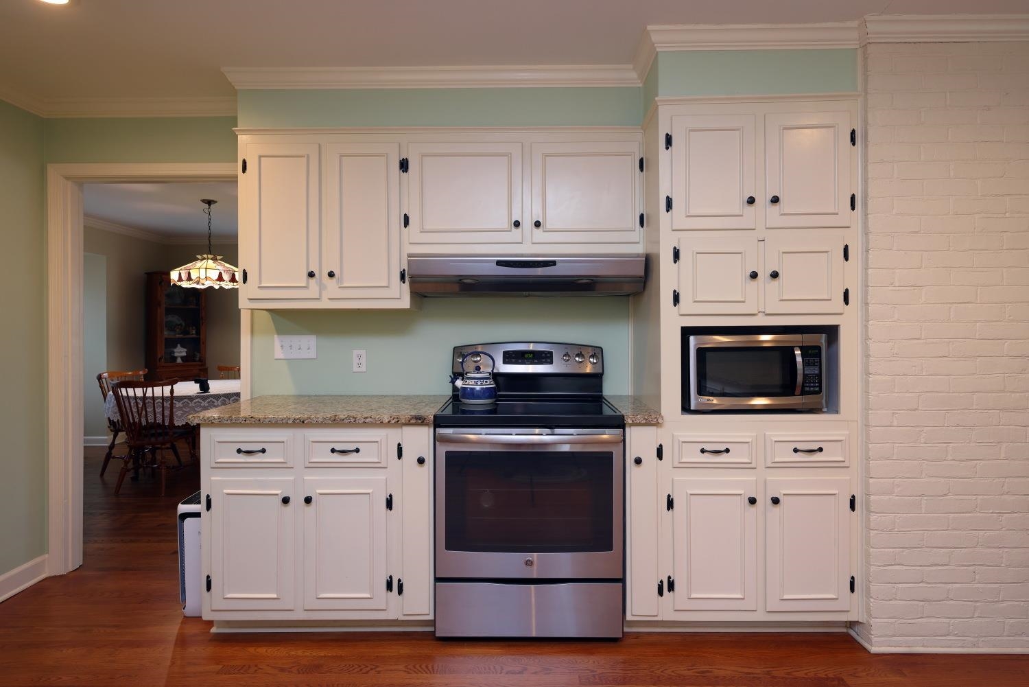1075 FAIRWAY DR, WAYNESBORO, Virginia 22980, 3 Bedrooms Bedrooms, ,3 BathroomsBathrooms,Residential,1075 FAIRWAY DR,680908 MLS # 680908 1075 FAIRWAY DR, WAYNESBORO, Virginia 22980, 3 Bedrooms Bedrooms, ,3 BathroomsBathrooms,Residential,1075 FAIRWAY DR,680908 MLS # 680908