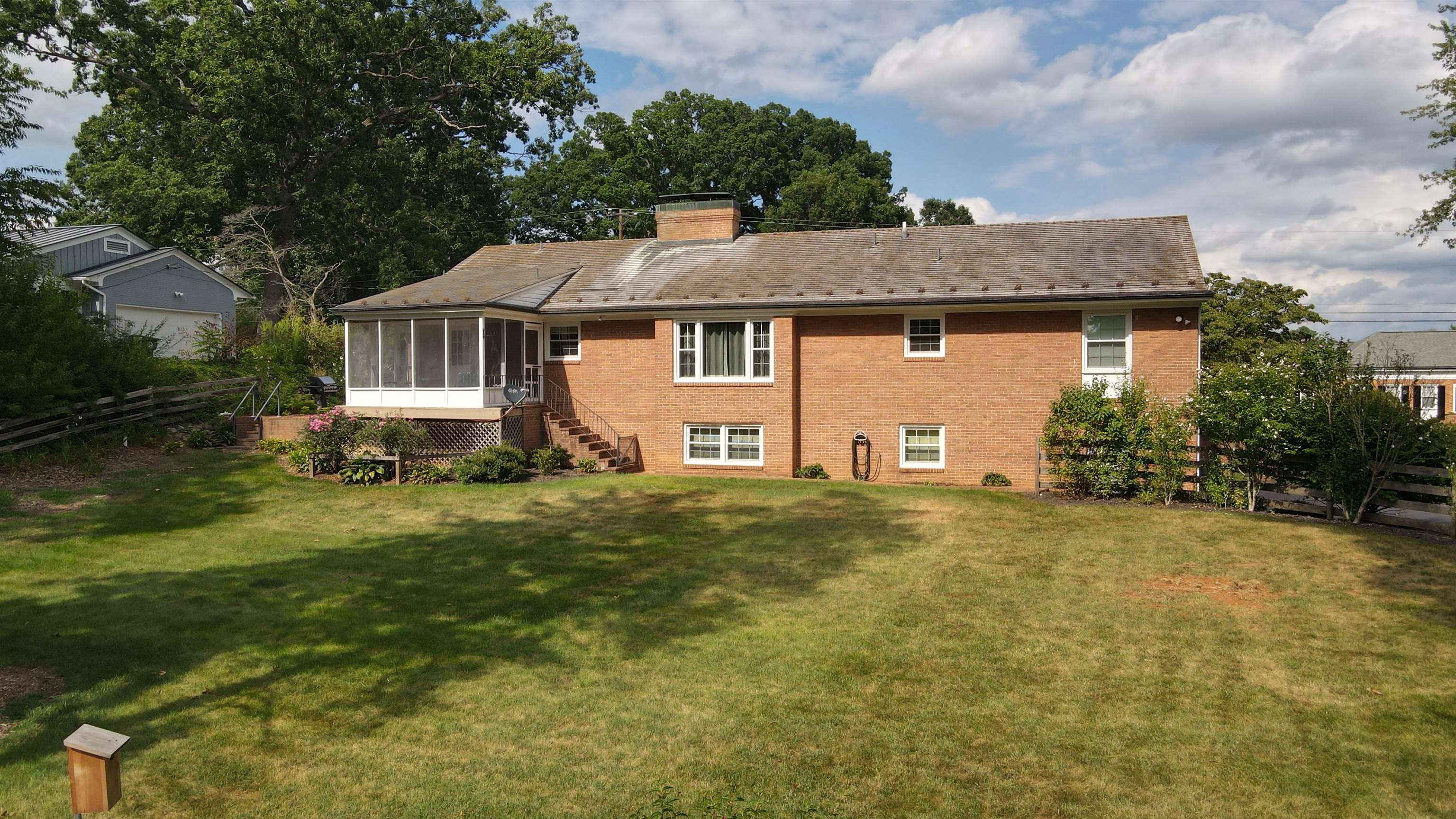 1075 FAIRWAY DR, WAYNESBORO, Virginia 22980, 3 Bedrooms Bedrooms, ,3 BathroomsBathrooms,Residential,1075 FAIRWAY DR,680908 MLS # 680908 1075 FAIRWAY DR, WAYNESBORO, Virginia 22980, 3 Bedrooms Bedrooms, ,3 BathroomsBathrooms,Residential,1075 FAIRWAY DR,680908 MLS # 680908