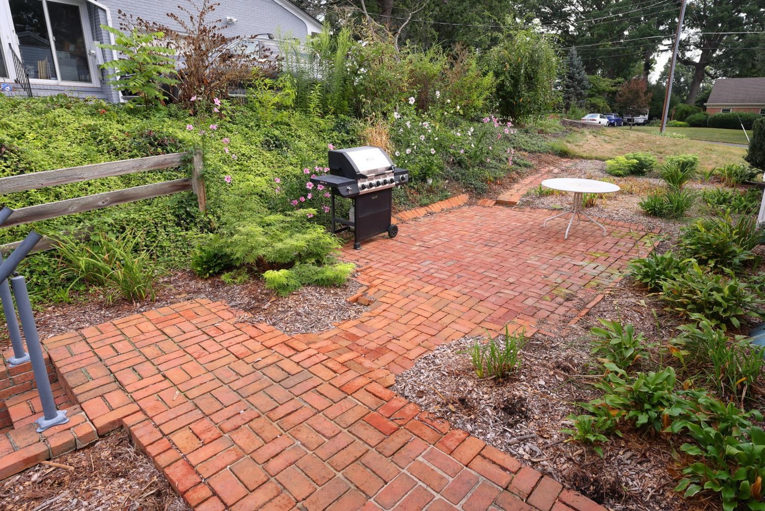 1075 FAIRWAY DR, WAYNESBORO, Virginia 22980, 3 Bedrooms Bedrooms, ,3 BathroomsBathrooms,Residential,1075 FAIRWAY DR,680908 MLS # 680908 1075 FAIRWAY DR, WAYNESBORO, Virginia 22980, 3 Bedrooms Bedrooms, ,3 BathroomsBathrooms,Residential,1075 FAIRWAY DR,680908 MLS # 680908