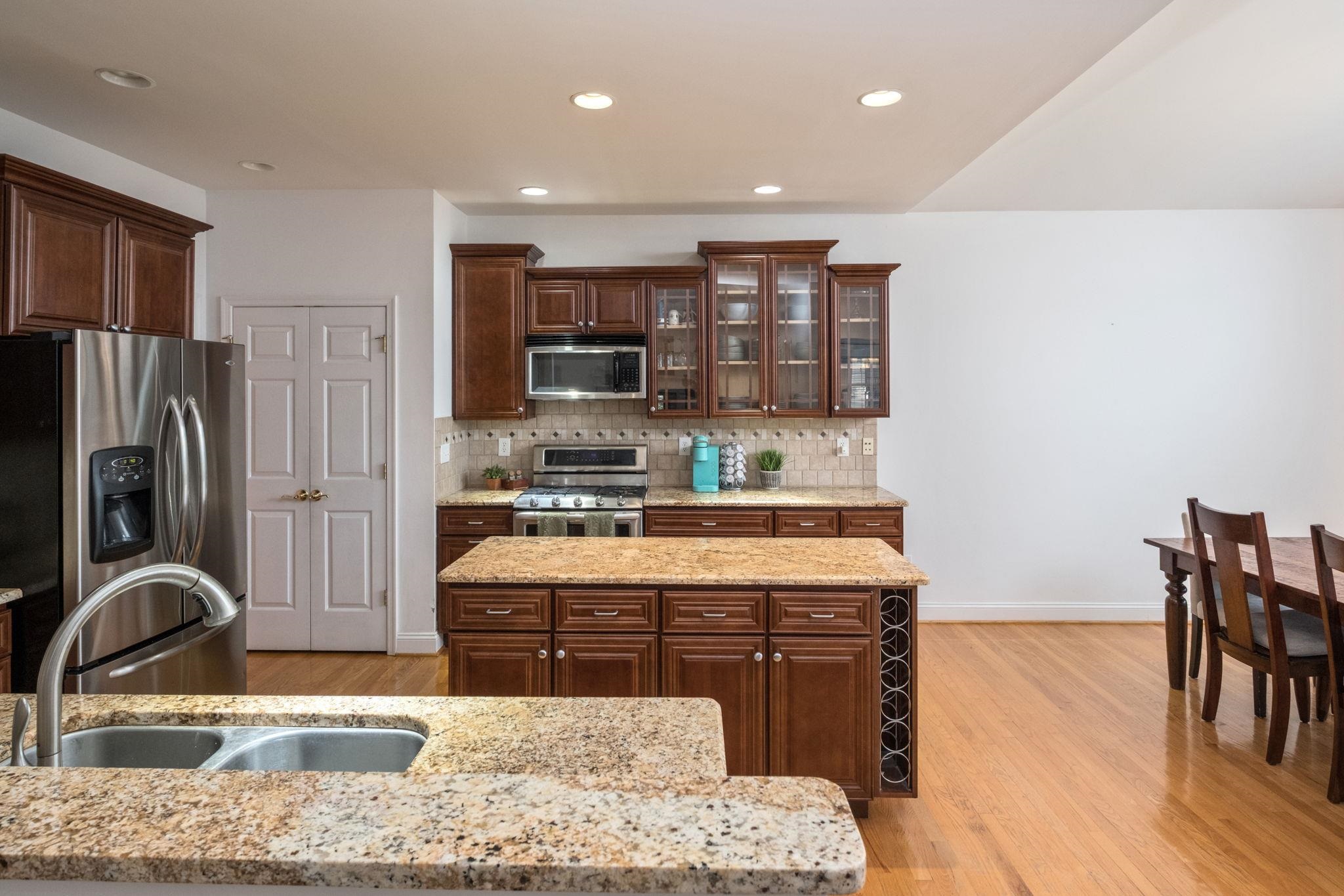 125 SHAWN CIR, STAUNTON, Virginia 24401, 4 Bedrooms Bedrooms, ,4 BathroomsBathrooms,Residential,125 SHAWN CIR,680909 MLS # 680909