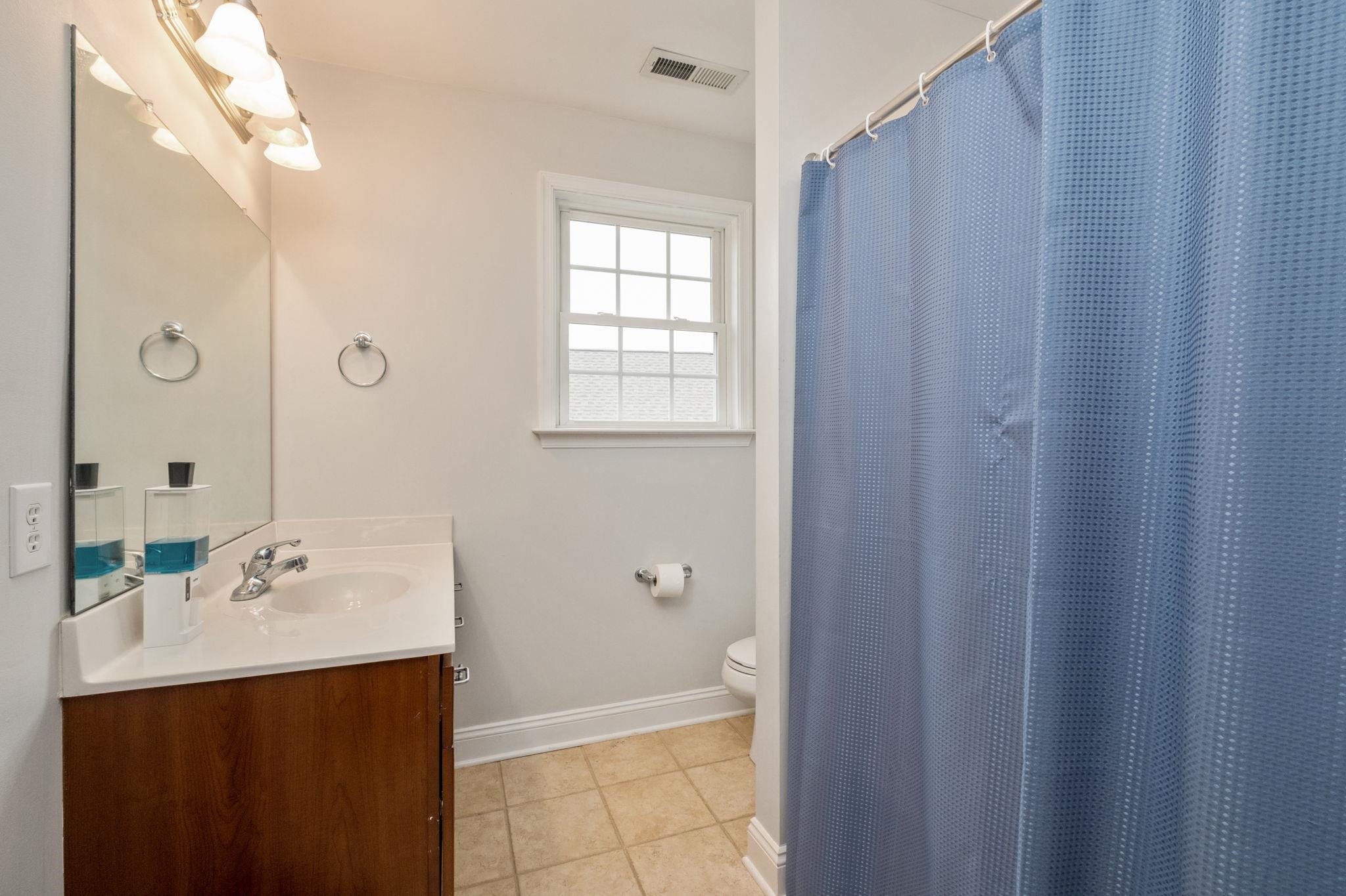 125 SHAWN CIR, STAUNTON, Virginia 24401, 4 Bedrooms Bedrooms, ,4 BathroomsBathrooms,Residential,125 SHAWN CIR,680909 MLS # 680909