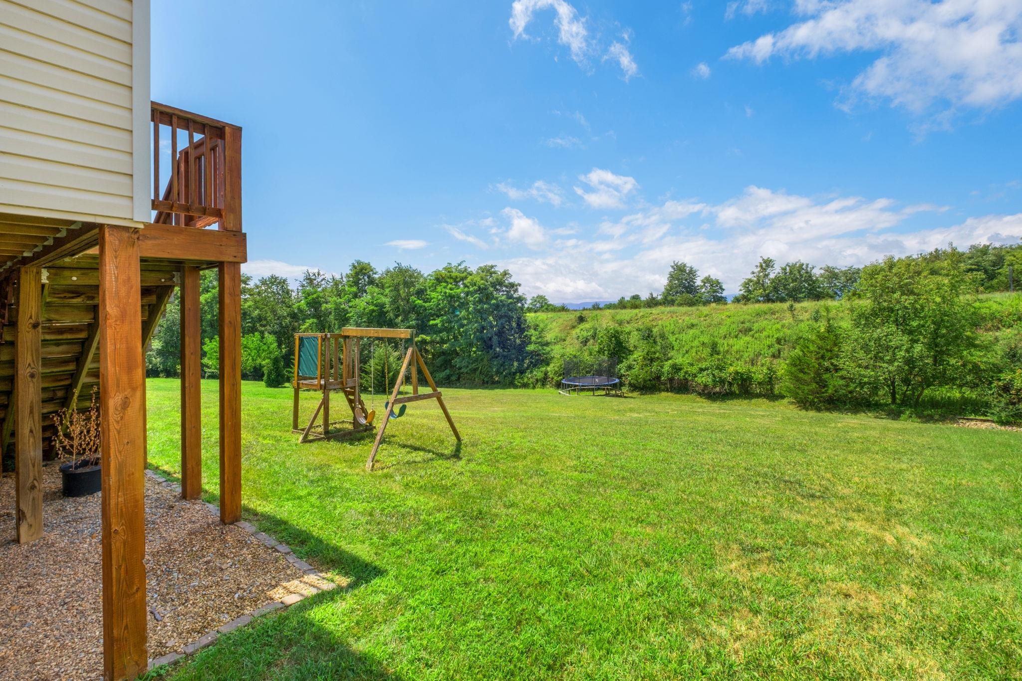 125 SHAWN CIR, STAUNTON, Virginia 24401, 4 Bedrooms Bedrooms, ,4 BathroomsBathrooms,Residential,125 SHAWN CIR,680909 MLS # 680909