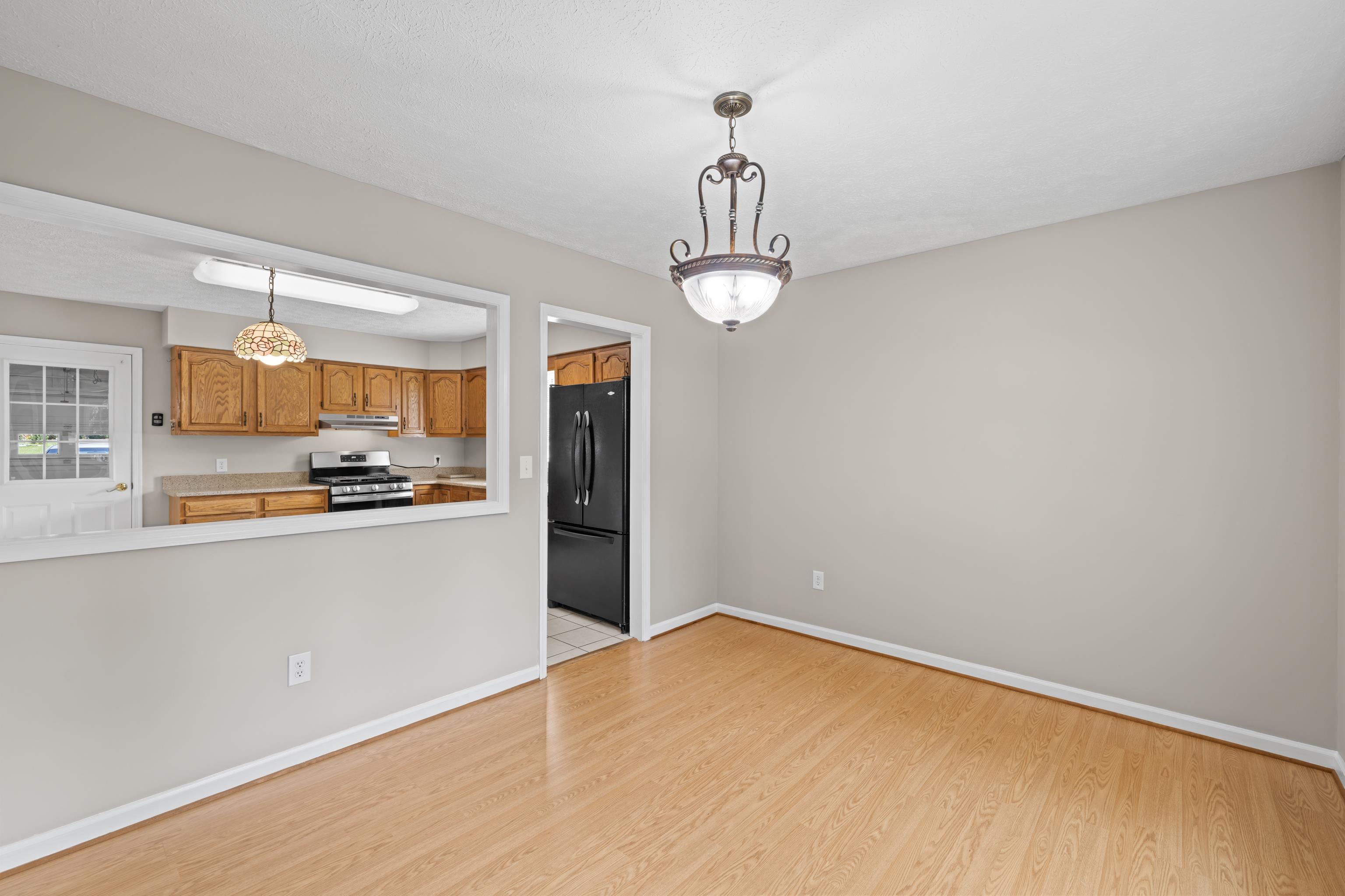 319 FOREST SPRINGS DR, STUARTS DRAFT, Virginia 24477, 3 Bedrooms Bedrooms, ,2 BathroomsBathrooms,Residential,319 FOREST SPRINGS DR,680912 MLS # 680912
