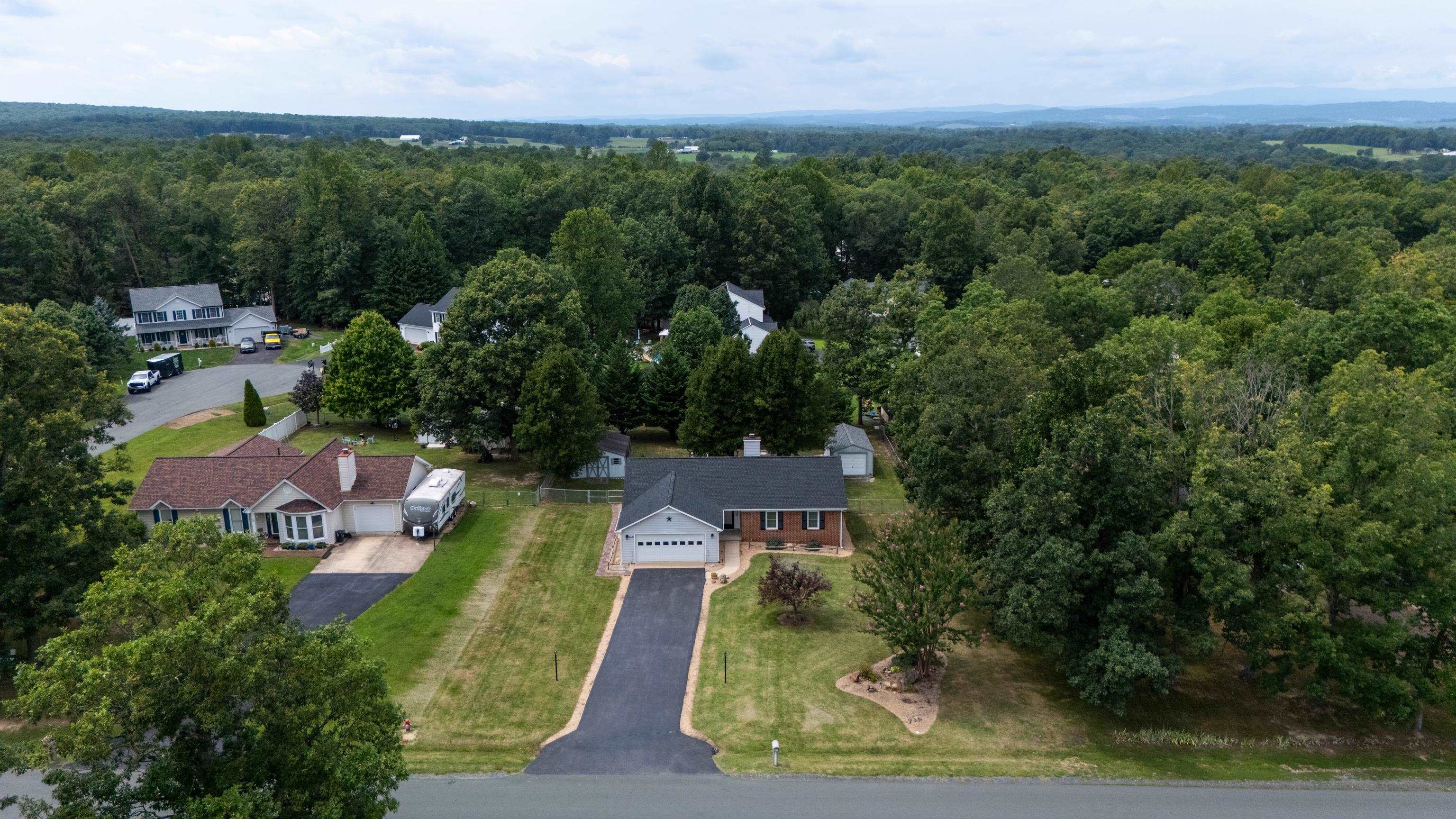 319 FOREST SPRINGS DR, STUARTS DRAFT, Virginia 24477, 3 Bedrooms Bedrooms, ,2 BathroomsBathrooms,Residential,319 FOREST SPRINGS DR,680912 MLS # 680912