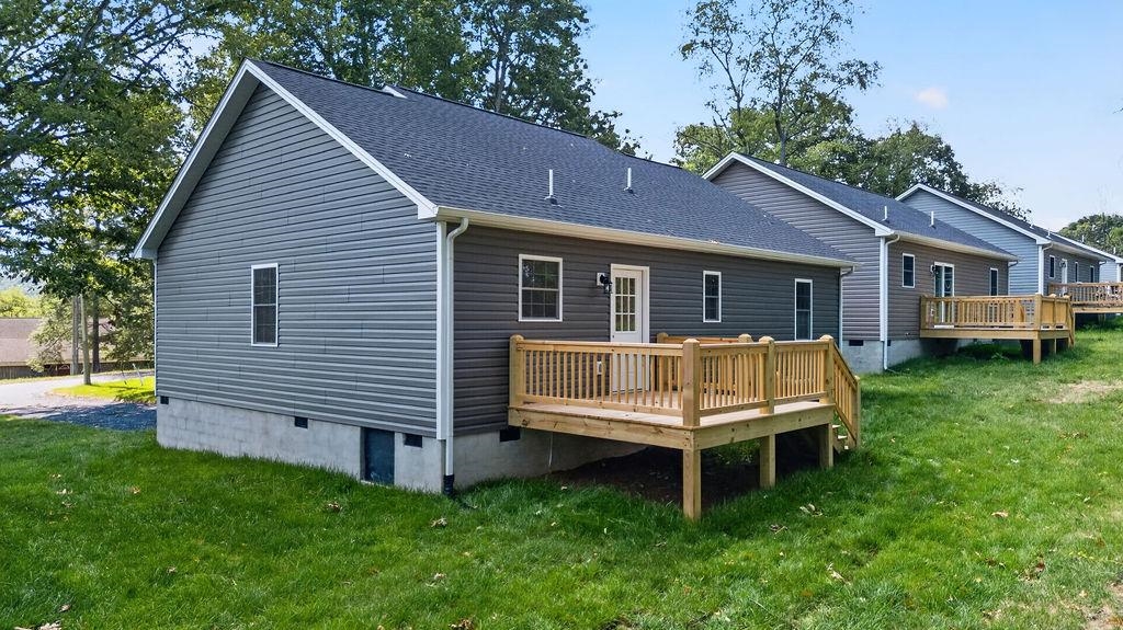 1229 JACKSON AVE, WAYNESBORO, Virginia 22980, 3 Bedrooms Bedrooms, ,2 BathroomsBathrooms,Residential,1229 JACKSON AVE,680913 MLS # 680913