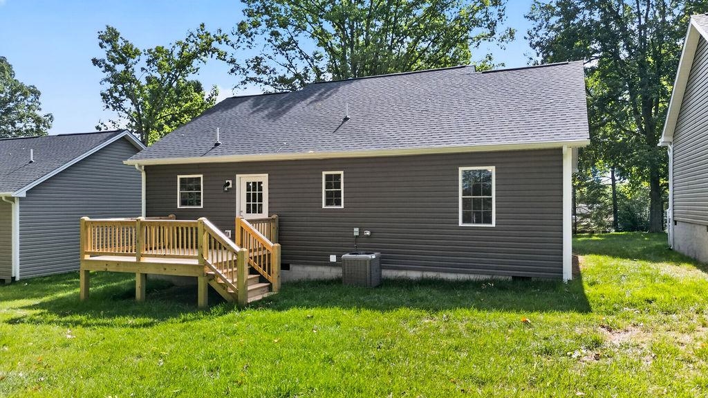 1229 JACKSON AVE, WAYNESBORO, Virginia 22980, 3 Bedrooms Bedrooms, ,2 BathroomsBathrooms,Residential,1229 JACKSON AVE,680913 MLS # 680913