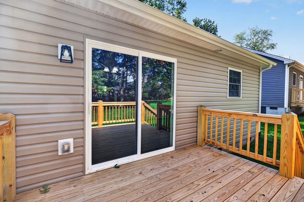 1233 JACKSON AVE, WAYNESBORO, Virginia 22980, 3 Bedrooms Bedrooms, ,2 BathroomsBathrooms,Residential,1233 JACKSON AVE,680914 MLS # 680914