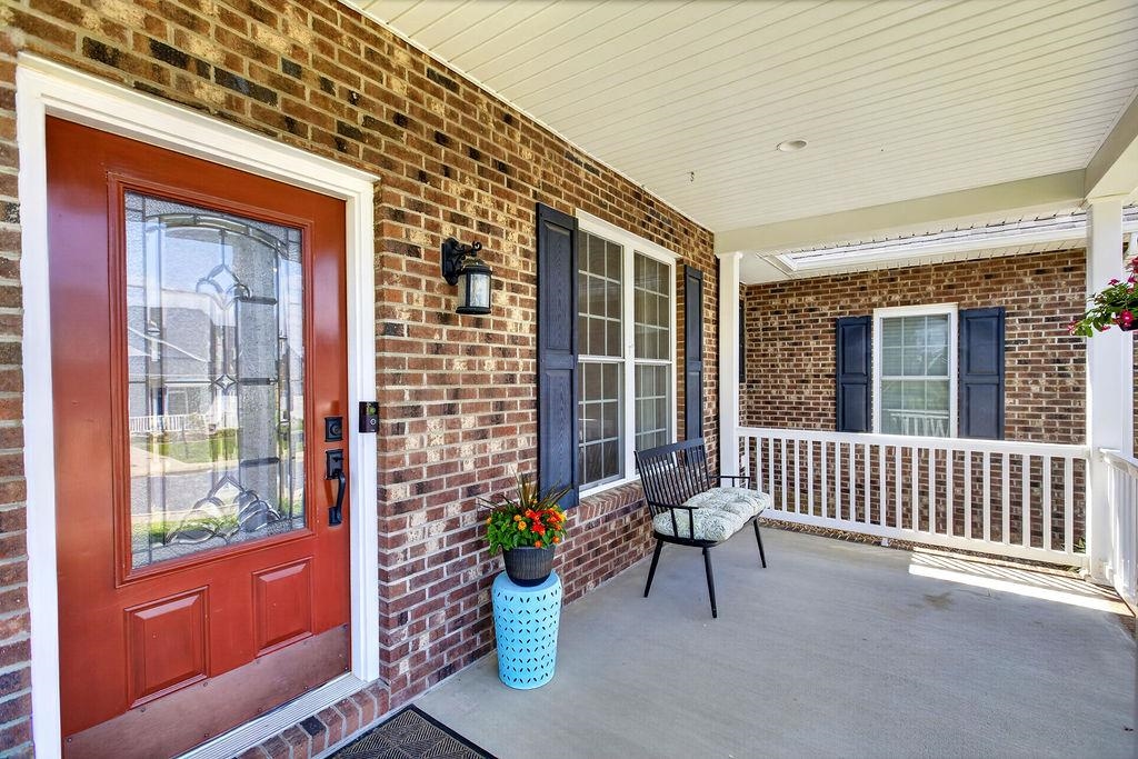 14 OLD OAK DR, STUARTS DRAFT, Virginia 24477, 3 Bedrooms Bedrooms, ,2 BathroomsBathrooms,Residential,14 OLD OAK DR,677867 MLS # 677867