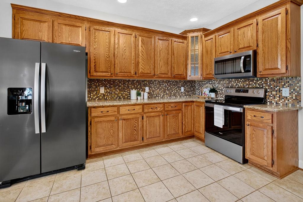 14 OLD OAK DR, STUARTS DRAFT, Virginia 24477, 3 Bedrooms Bedrooms, ,2 BathroomsBathrooms,Residential,14 OLD OAK DR,677867 MLS # 677867