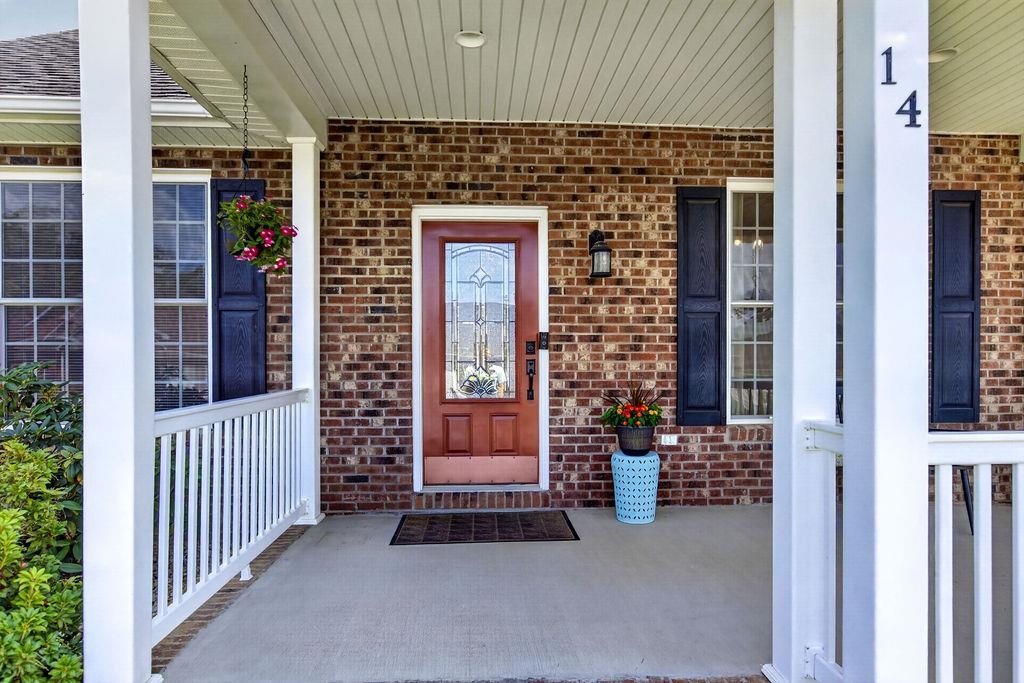 14 OLD OAK DR, STUARTS DRAFT, Virginia 24477, 3 Bedrooms Bedrooms, ,2 BathroomsBathrooms,Residential,14 OLD OAK DR,677867 MLS # 677867