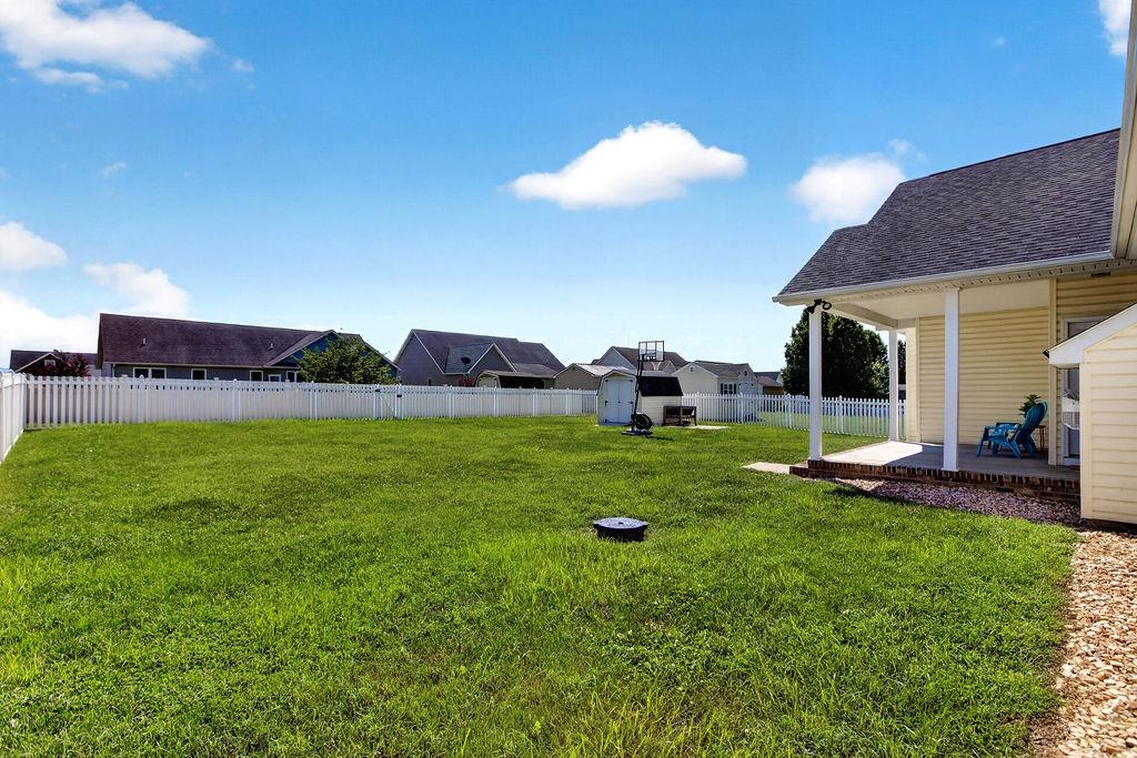 14 OLD OAK DR, STUARTS DRAFT, Virginia 24477, 3 Bedrooms Bedrooms, ,2 BathroomsBathrooms,Residential,14 OLD OAK DR,677867 MLS # 677867