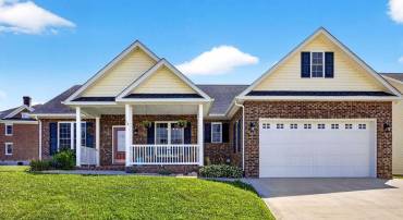 14 OLD OAK DR, STUARTS DRAFT, Virginia 24477, 3 Bedrooms Bedrooms, ,2 BathroomsBathrooms,Residential,14 OLD OAK DR,677867 MLS # 677867