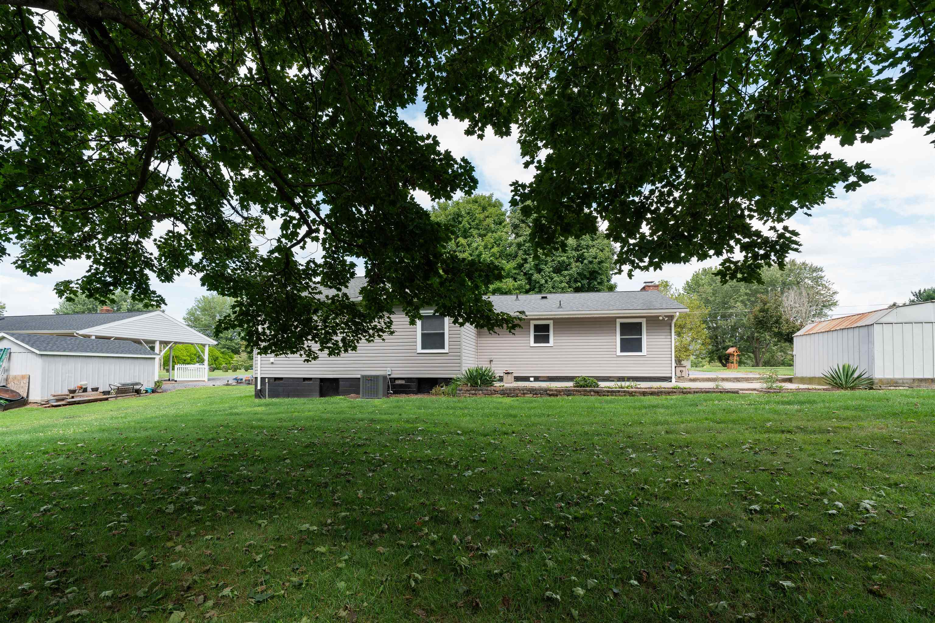 8701 LACEY HEIGHTS AVE, ROCKINGHAM, Virginia 22802, 4 Bedrooms Bedrooms, ,2 BathroomsBathrooms,Residential,8701 LACEY HEIGHTS AVE,680917 MLS # 680917