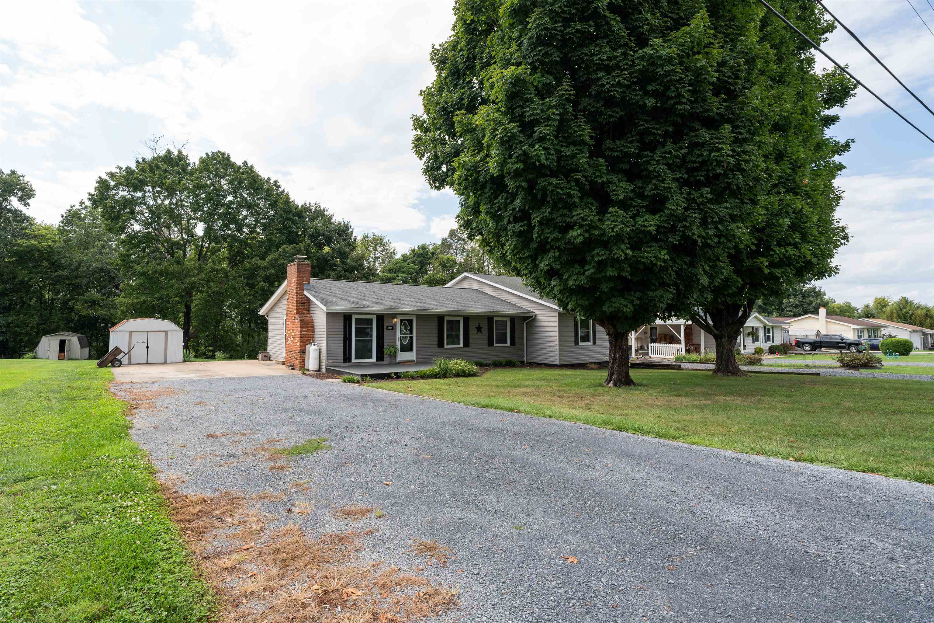 8701 LACEY HEIGHTS AVE, ROCKINGHAM, Virginia 22802, 4 Bedrooms Bedrooms, ,2 BathroomsBathrooms,Residential,8701 LACEY HEIGHTS AVE,680917 MLS # 680917