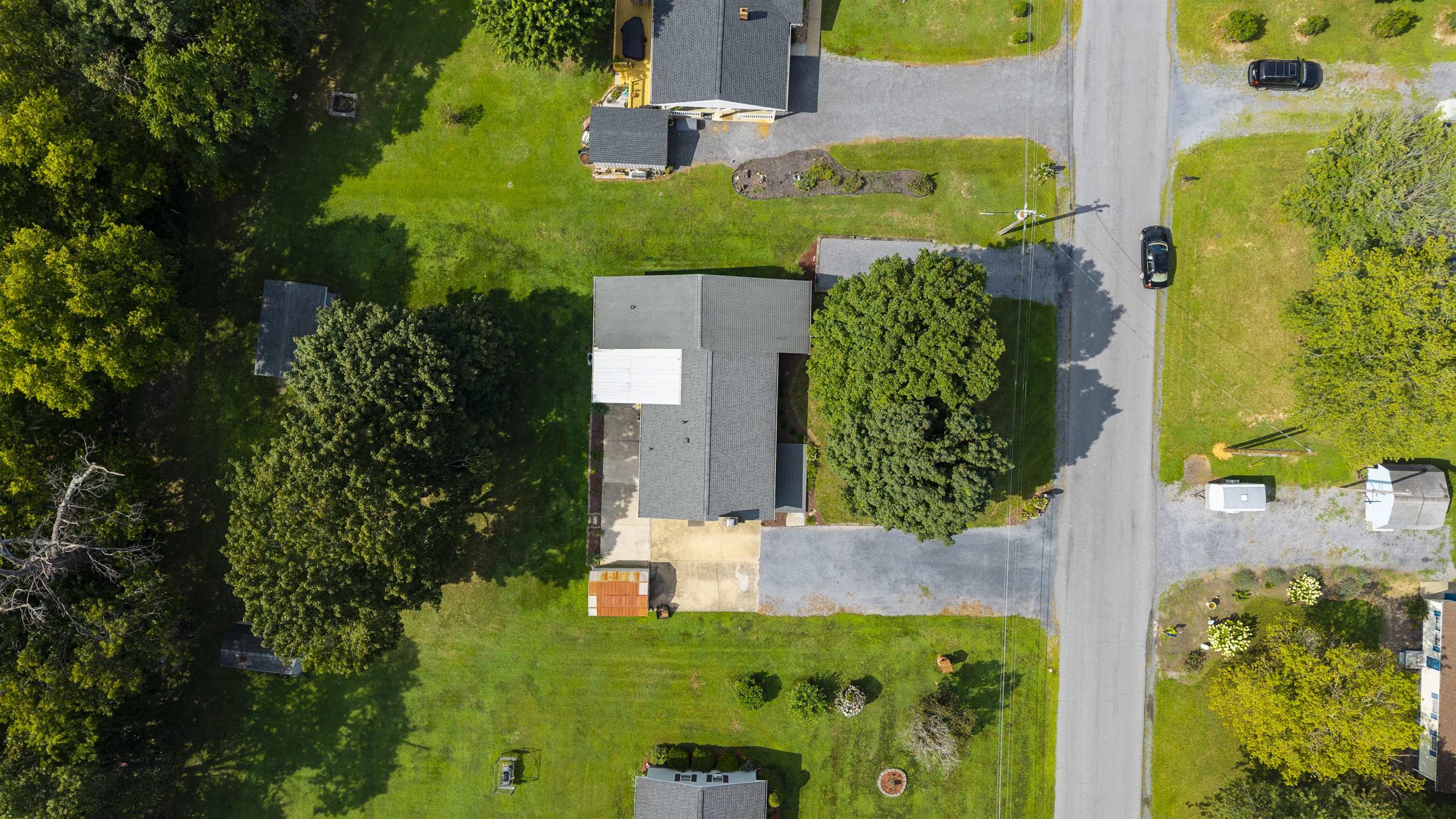 8701 LACEY HEIGHTS AVE, ROCKINGHAM, Virginia 22802, 4 Bedrooms Bedrooms, ,2 BathroomsBathrooms,Residential,8701 LACEY HEIGHTS AVE,680917 MLS # 680917