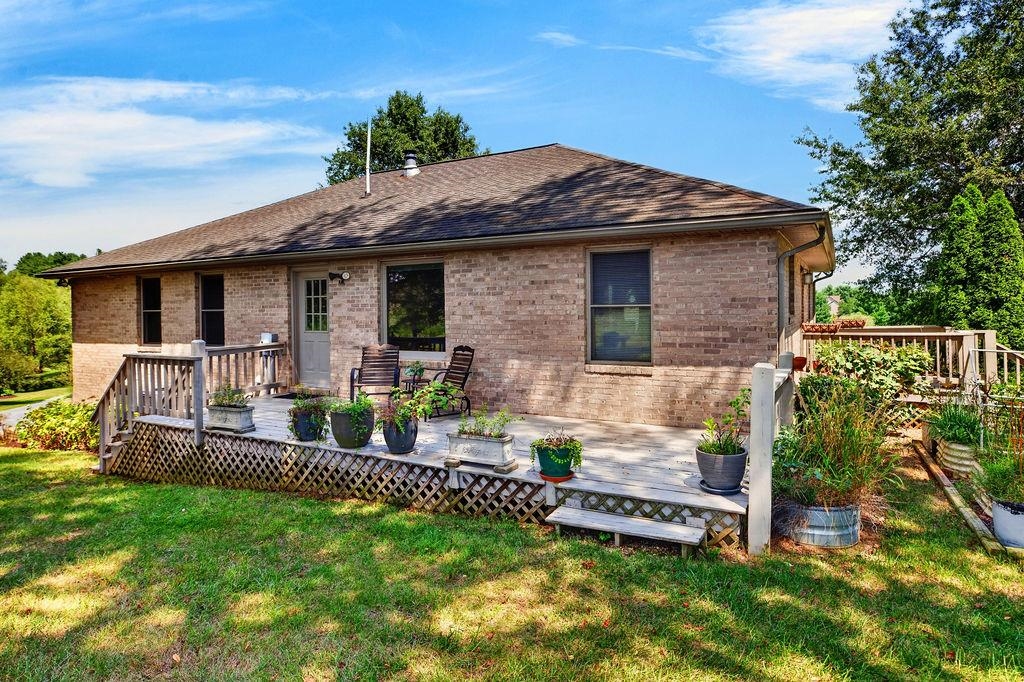 1446 ROCKFISH RD, WAYNESBORO, Virginia 22980, 3 Bedrooms Bedrooms, ,3 BathroomsBathrooms,Residential,1446 ROCKFISH RD,680918 MLS # 680918 1446 ROCKFISH RD, WAYNESBORO, Virginia 22980, 3 Bedrooms Bedrooms, ,3 BathroomsBathrooms,Residential,1446 ROCKFISH RD,680918 MLS # 680918