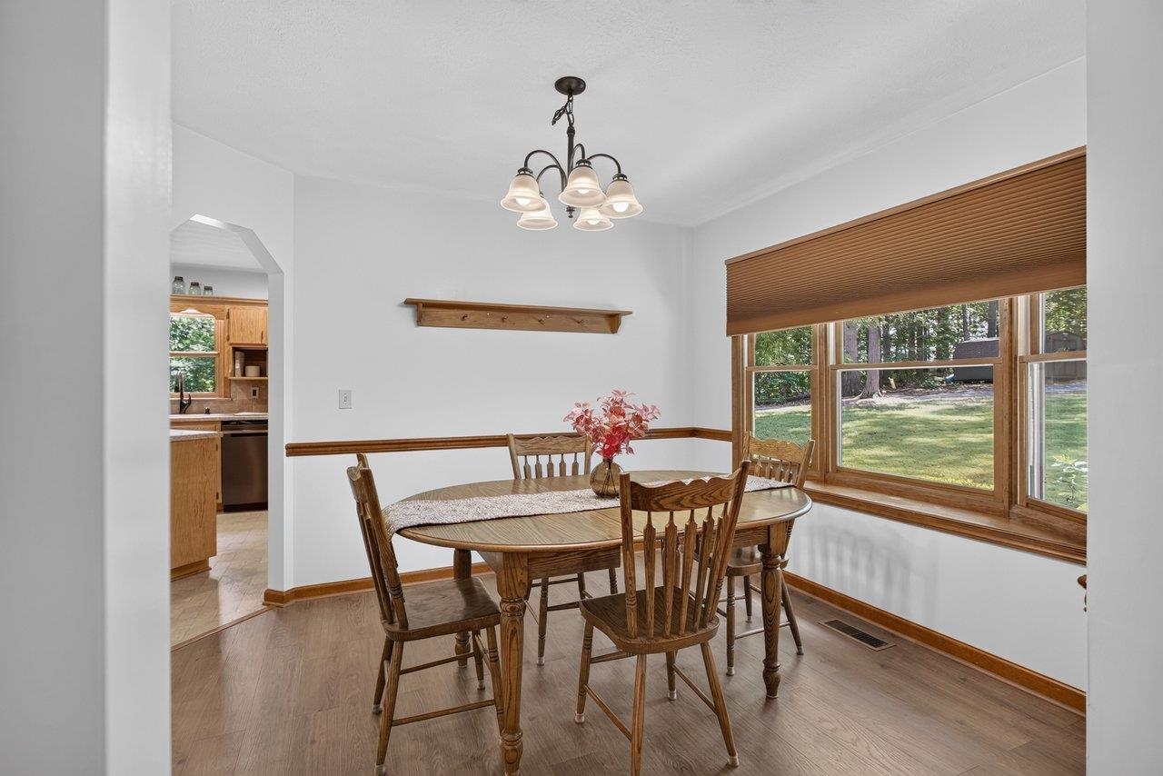 55 BURKES MILL RD, WEYERS CAVE, Virginia 24486, 3 Bedrooms Bedrooms, ,2 BathroomsBathrooms,Residential,55 BURKES MILL RD,680919 MLS # 680919 55 BURKES MILL RD, WEYERS CAVE, Virginia 24486, 3 Bedrooms Bedrooms, ,2 BathroomsBathrooms,Residential,55 BURKES MILL RD,680919 MLS # 680919