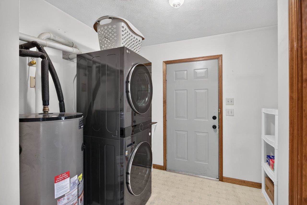 55 BURKES MILL RD, WEYERS CAVE, Virginia 24486, 3 Bedrooms Bedrooms, ,2 BathroomsBathrooms,Residential,55 BURKES MILL RD,680919 MLS # 680919 55 BURKES MILL RD, WEYERS CAVE, Virginia 24486, 3 Bedrooms Bedrooms, ,2 BathroomsBathrooms,Residential,55 BURKES MILL RD,680919 MLS # 680919