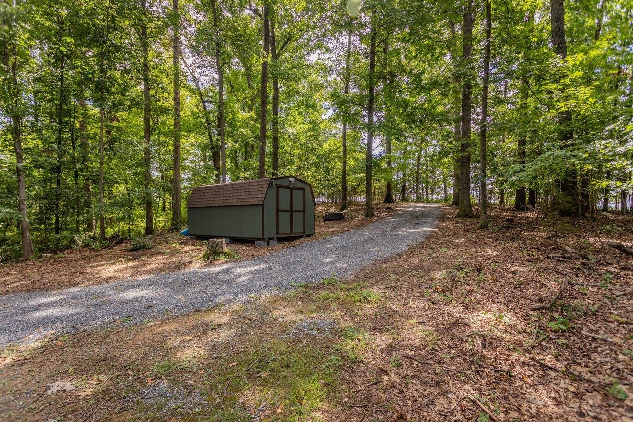 55 BURKES MILL RD, WEYERS CAVE, Virginia 24486, 3 Bedrooms Bedrooms, ,2 BathroomsBathrooms,Residential,55 BURKES MILL RD,680919 MLS # 680919 55 BURKES MILL RD, WEYERS CAVE, Virginia 24486, 3 Bedrooms Bedrooms, ,2 BathroomsBathrooms,Residential,55 BURKES MILL RD,680919 MLS # 680919