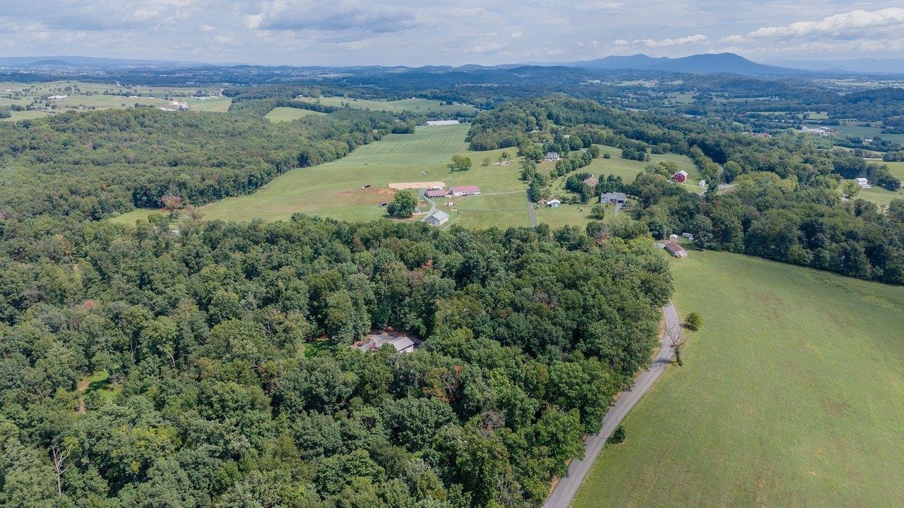 55 BURKES MILL RD, WEYERS CAVE, Virginia 24486, 3 Bedrooms Bedrooms, ,2 BathroomsBathrooms,Residential,55 BURKES MILL RD,680919 MLS # 680919 55 BURKES MILL RD, WEYERS CAVE, Virginia 24486, 3 Bedrooms Bedrooms, ,2 BathroomsBathrooms,Residential,55 BURKES MILL RD,680919 MLS # 680919
